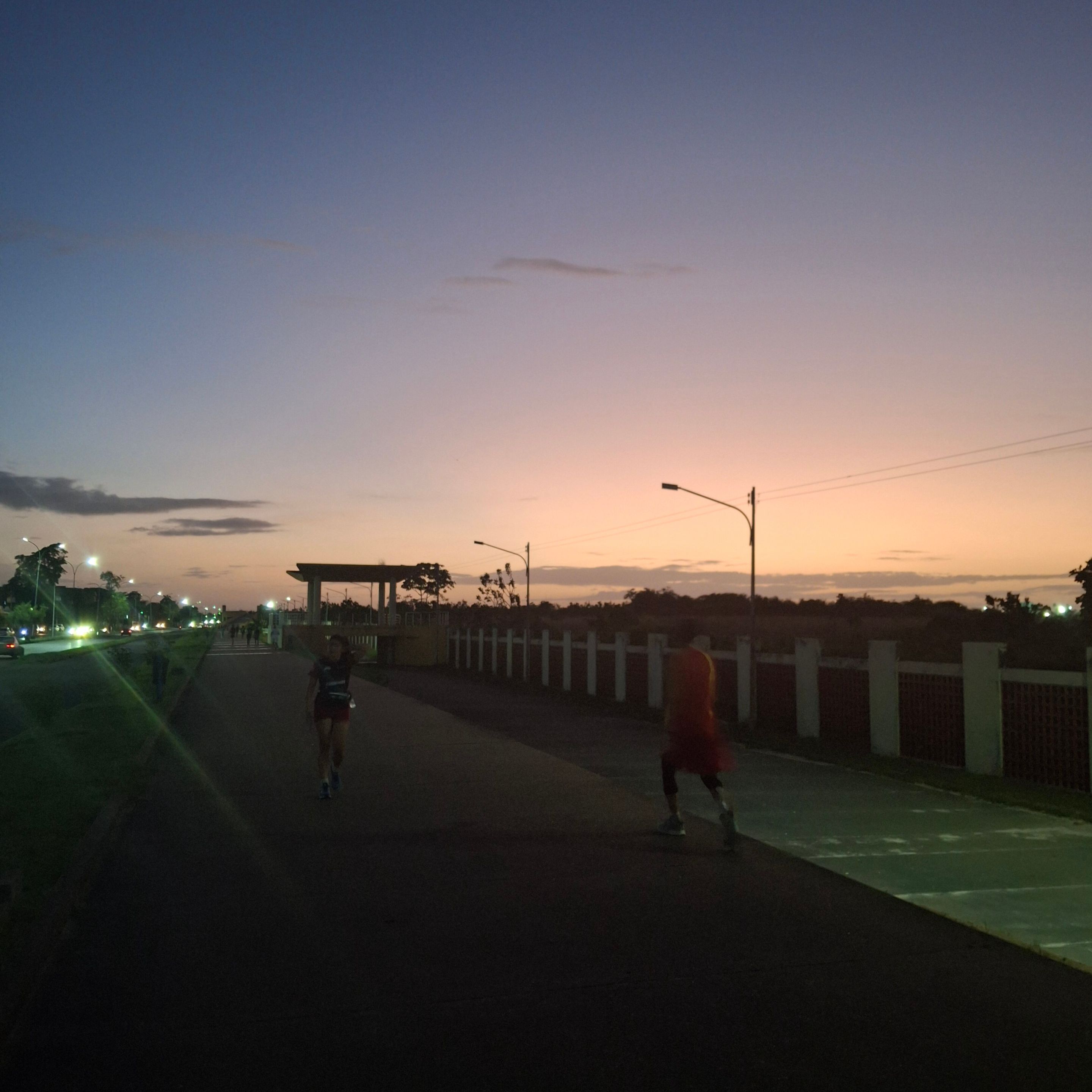 Atardecer día Martes