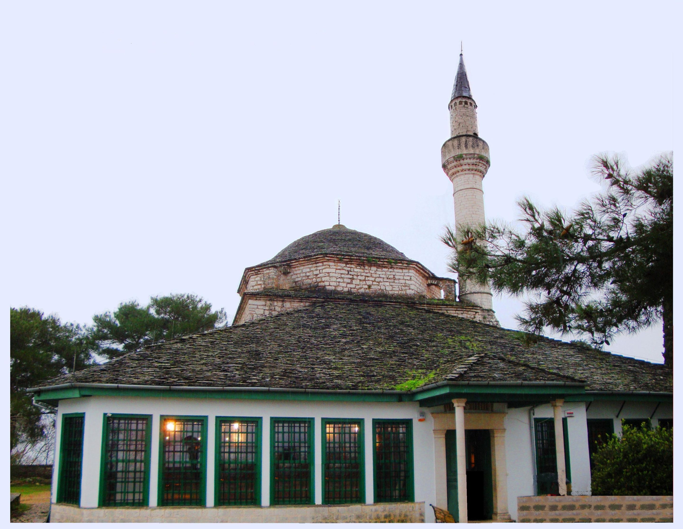 Aslan_Pasha_Ottoman_mosque_in_Ioannina,_Greece.jpg