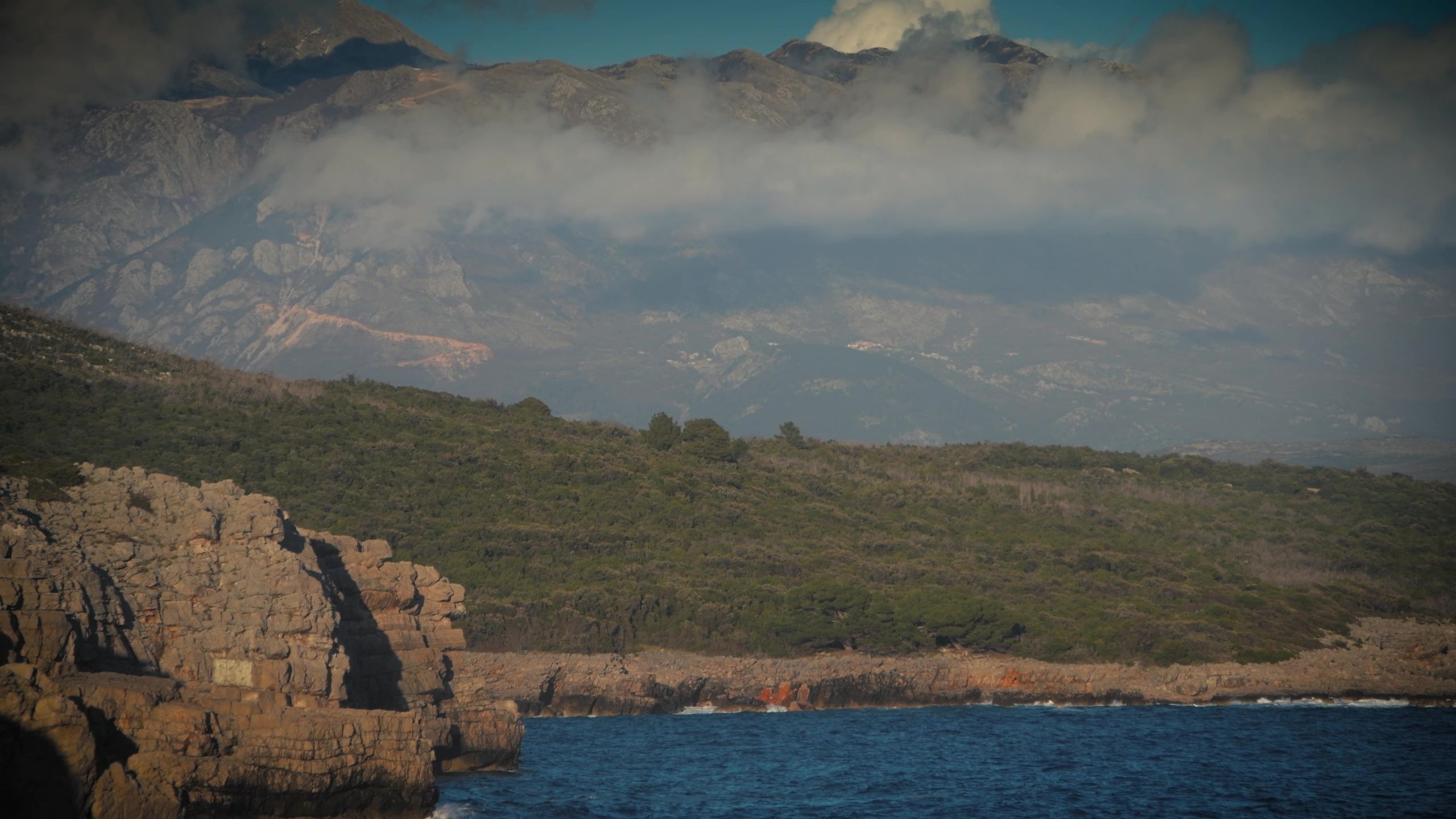 vlcsnap-2023-04-10-14h57m42s175.jpg
