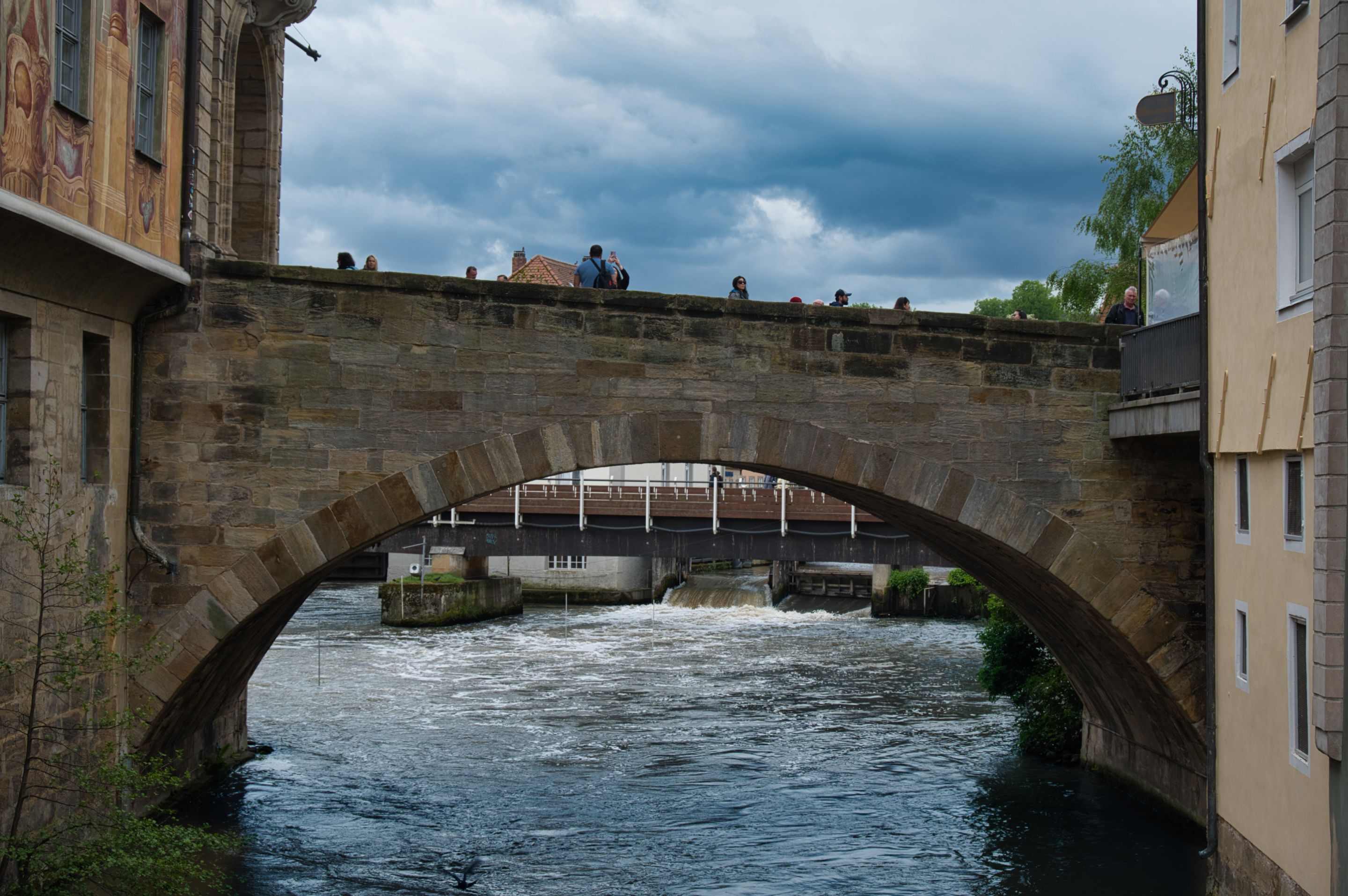 The upper bridge that crosses the river Regnitz, which envelopes the town hall on two sides