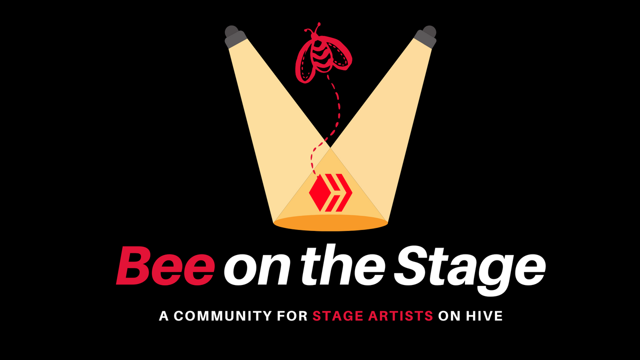 Bee On Stage.png