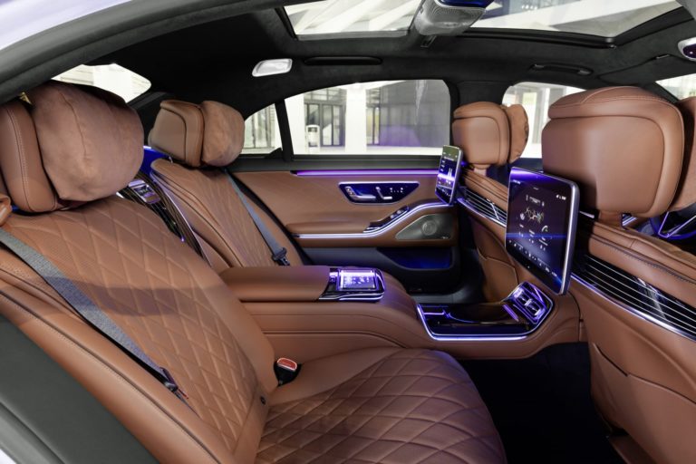 Esp Eng Mercedes S Class The Most Technological Car In The World Mercedes Clase S El Carro Mas Tecnologico Del Mundo