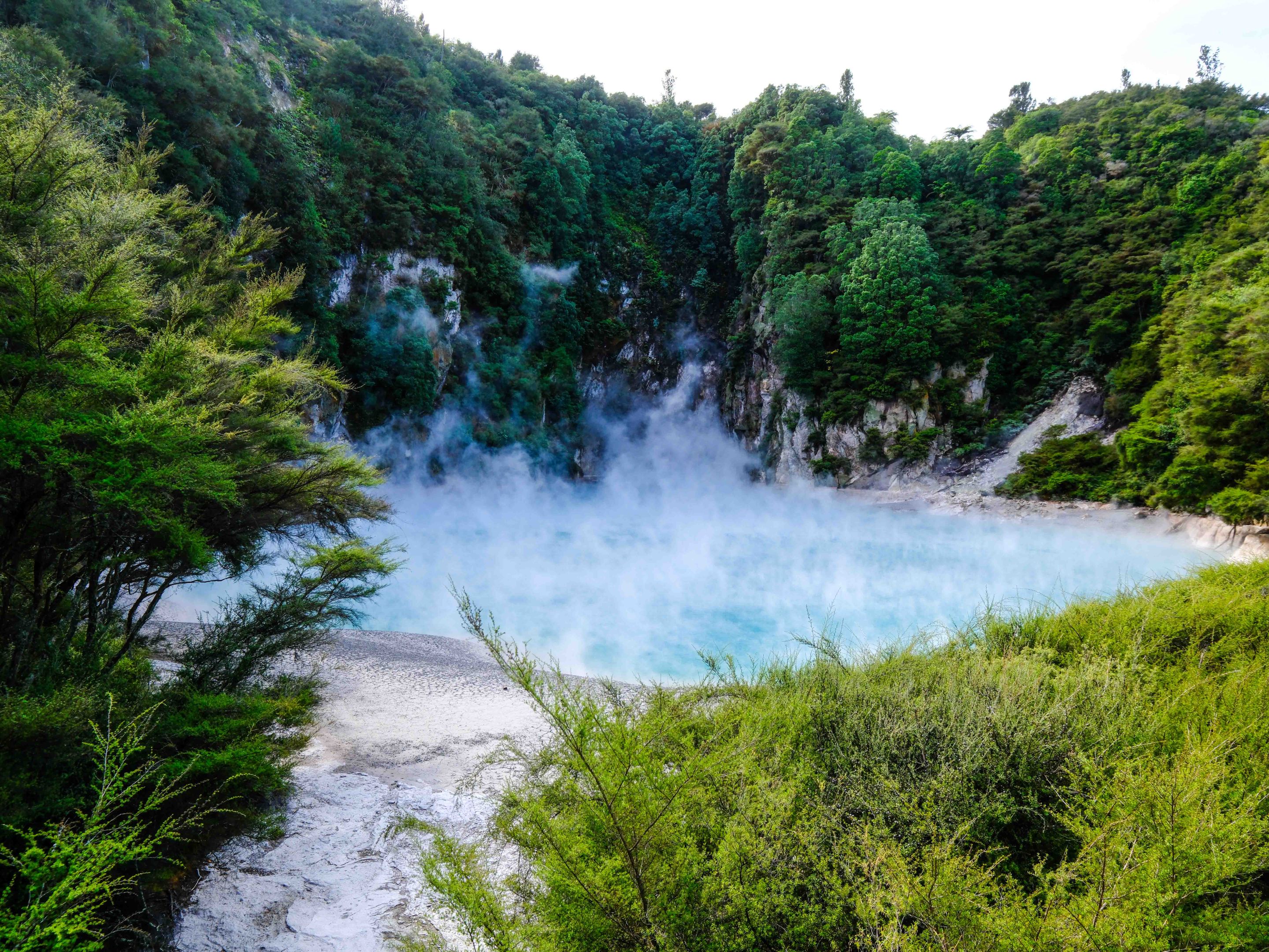 Waimangu - Inferno Crater Lake 2.jpg