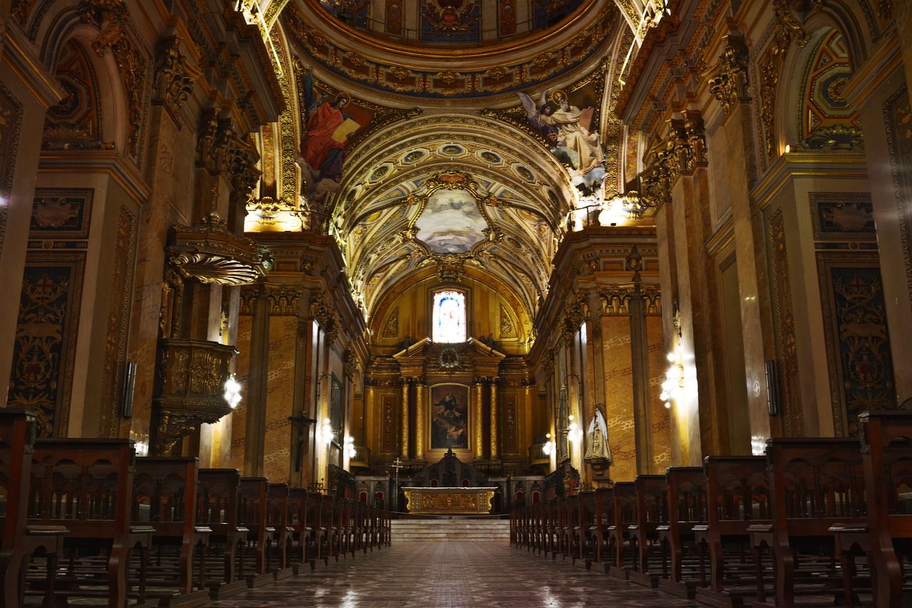 cathedral-3747956_1280.jpg