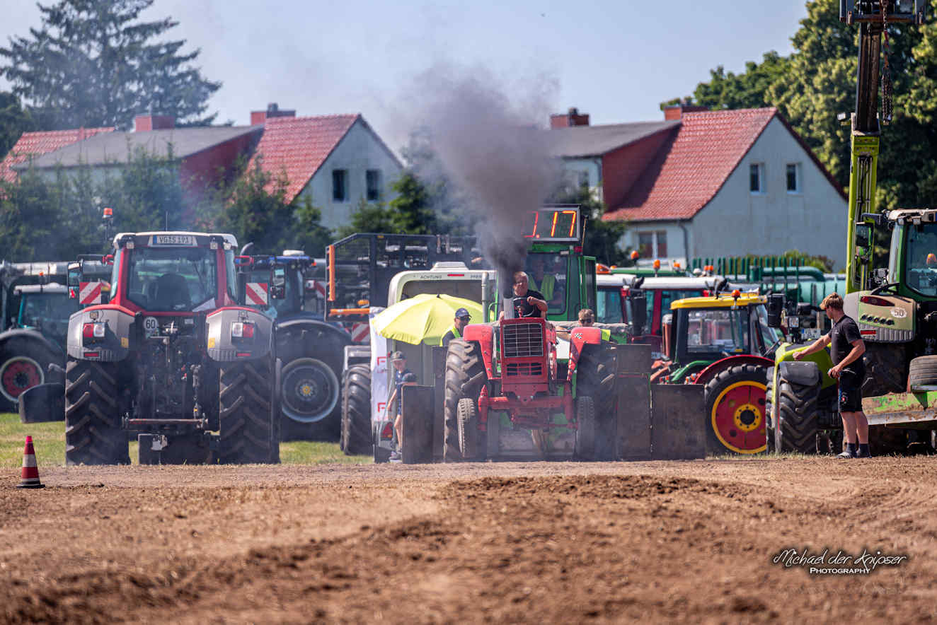 BRF_4440-Verbessert-RR.jpg