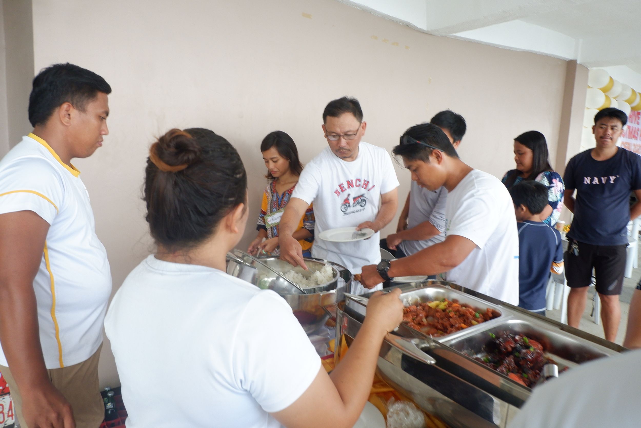 hivecebuxmas539.JPG