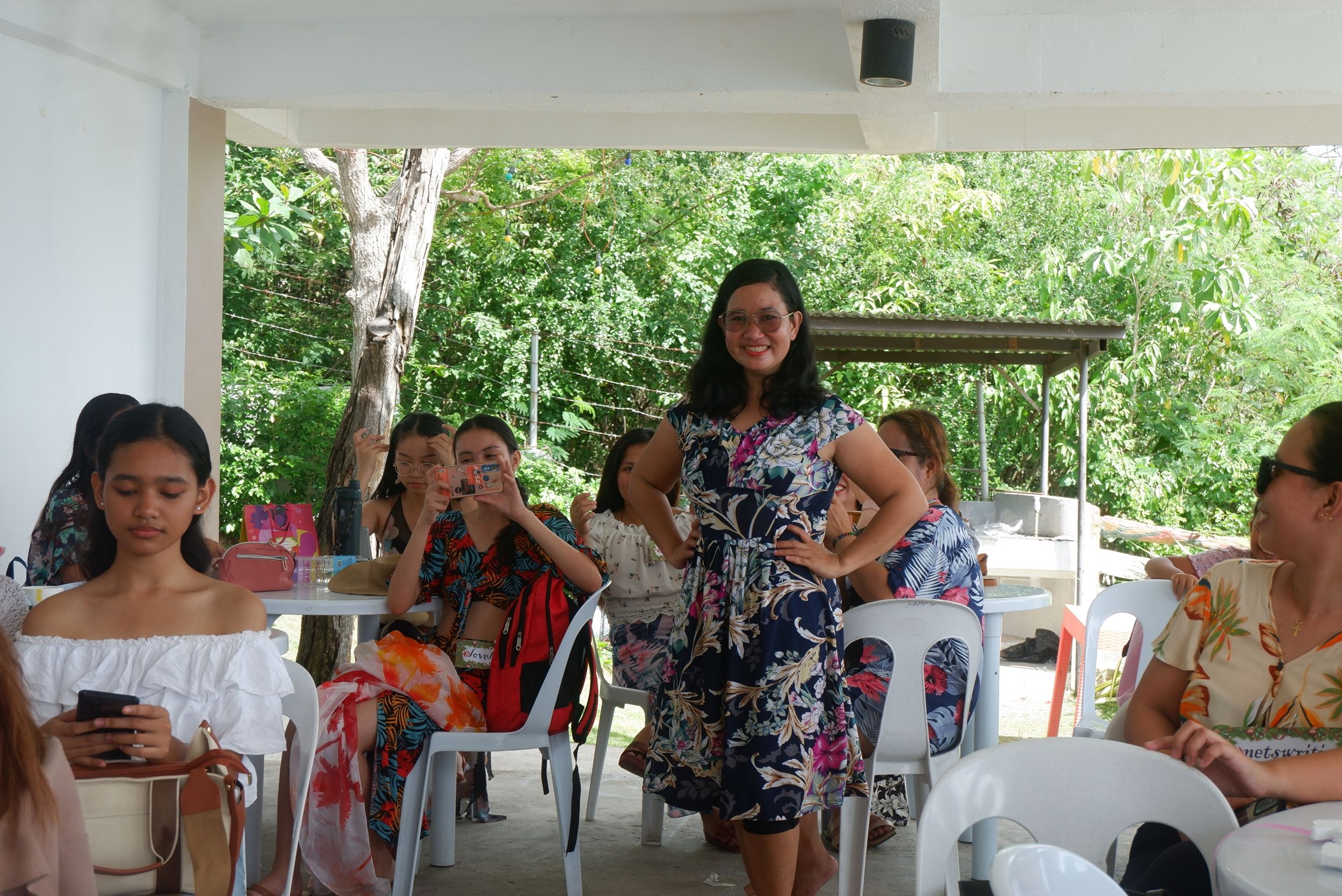 hivecebuxmas167.JPG