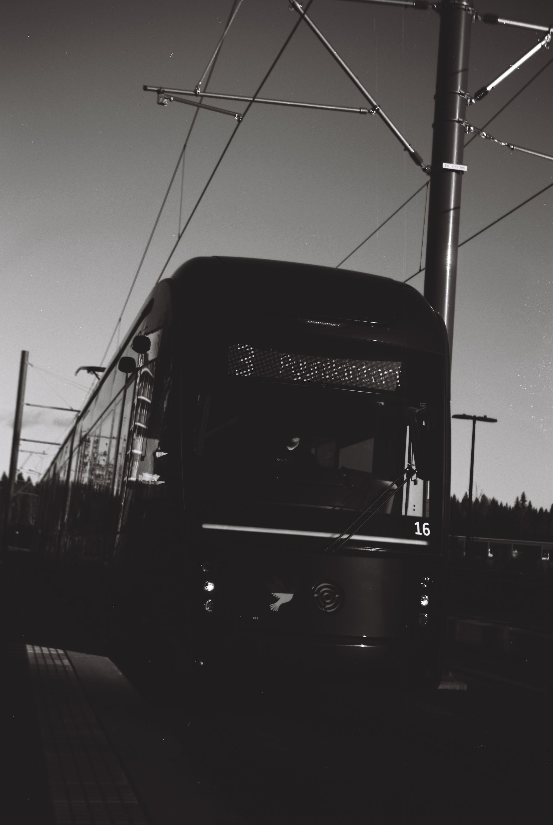 R1-05381-0023.jpg