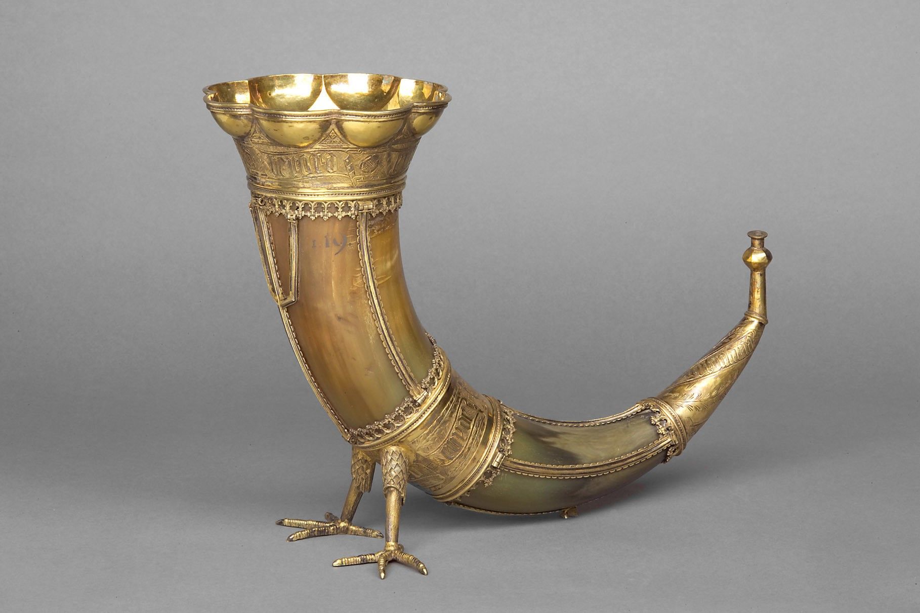img-7DrinkingHorn.jpg