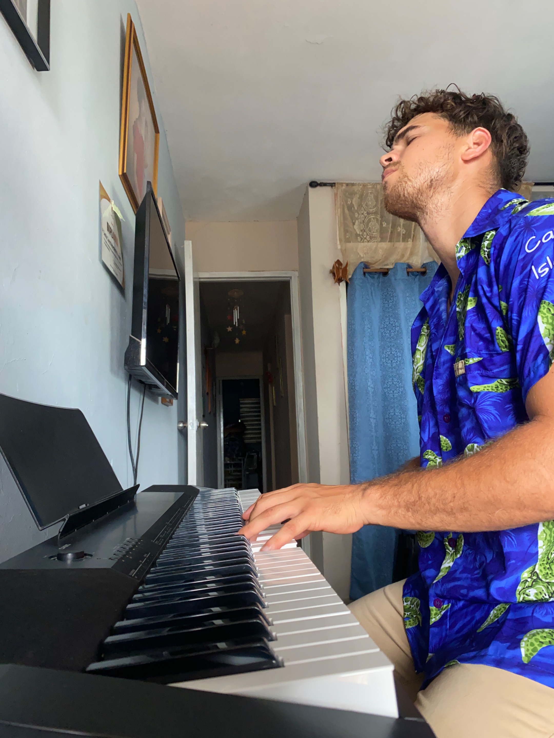 photo-outpu…
Payout: 0.000 HBDMusical Monday, “Solo Déjate Amar” cover by @isbelhiv02. Esp-Eng
2025-08-04 06:27|<center>Spanish</center>|<center>English</center>| |-|-| <center>Cover: (Déjate amar)</center>| |-| # https://youtu.be/jdOgcvR28xs?si=wc5JnTMyCDdUiit9 # <center> ![IMG_375…
Payout: 0.000 HBDHive Music Festival week 146 round 2, “Se Nos Muere el Amor” cover by @isbelhiv02. Esp-Eng
2025-08-01 05:33|<center>Spanish</center>|<center>English</center>| |-|-| <center>Cover: (Se nos muere el amor)</center>| |-| # https://youtu.be/CLdU4kFVKdw?si=csKMzbAcdxfF2cWX # <center> !…
Payout: 0.000 HBDVibes week 38, “A puro dolor” cover by @isbelhiv02. Esp-Eng
2025-07-30 20:36![IMG_9343.jpeg