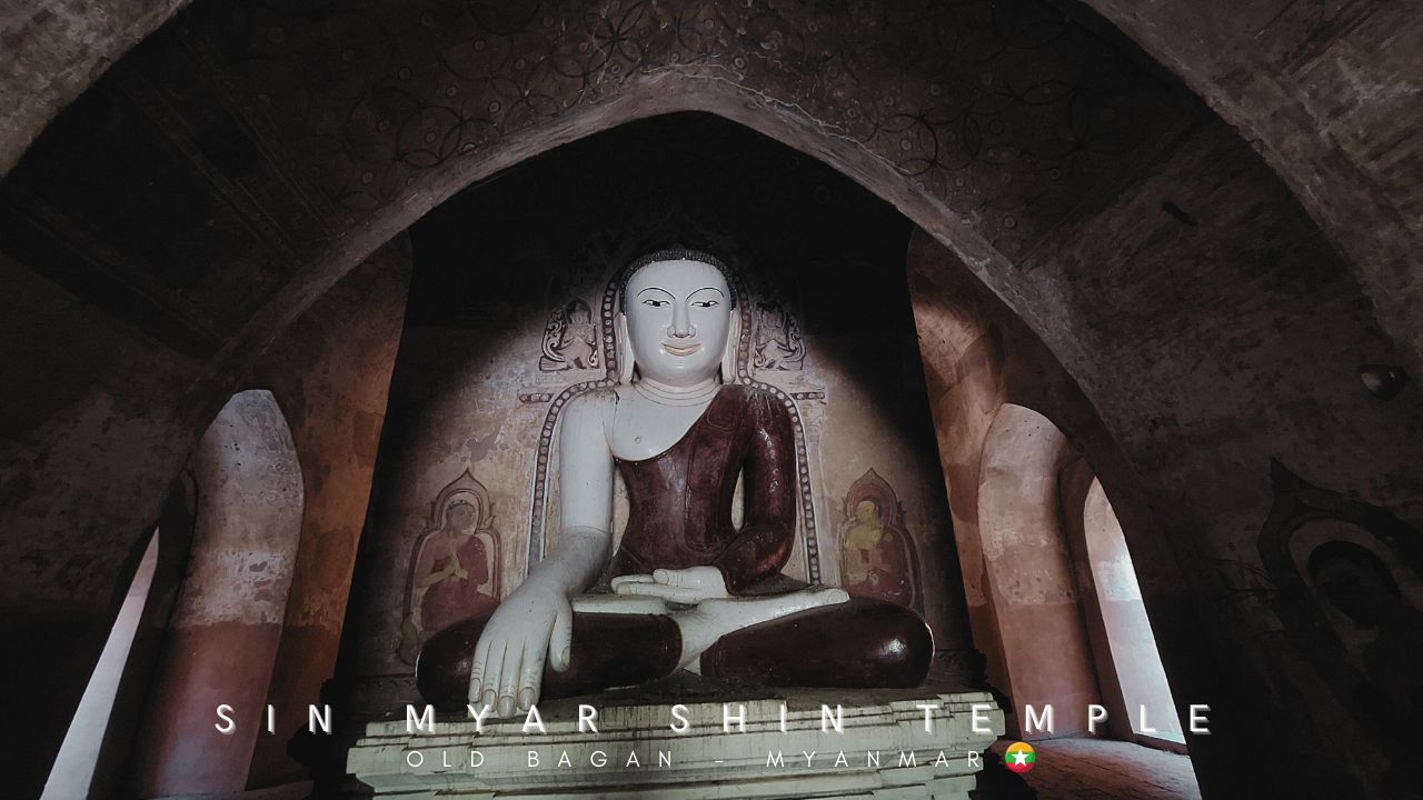 Biru Putih Minimalis Wonderful Bali Indonesia Youtube Thumbnail (2).jpg