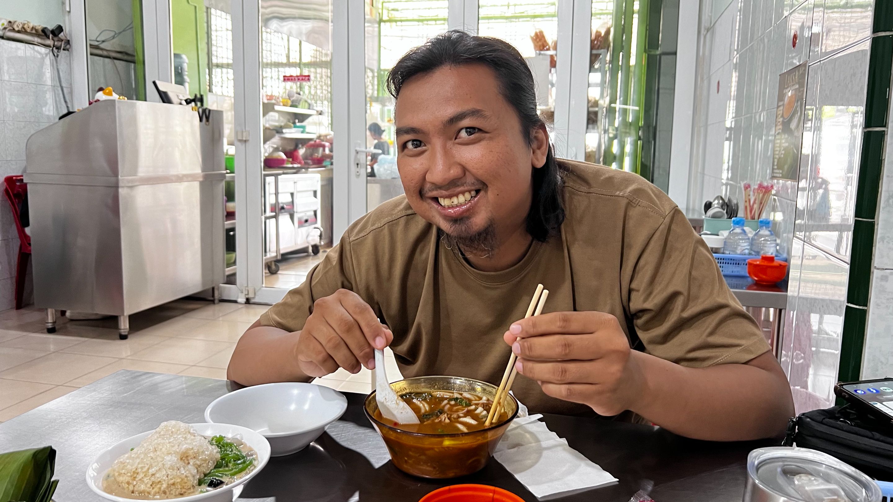 Eat the Famous Laksa in My Town!