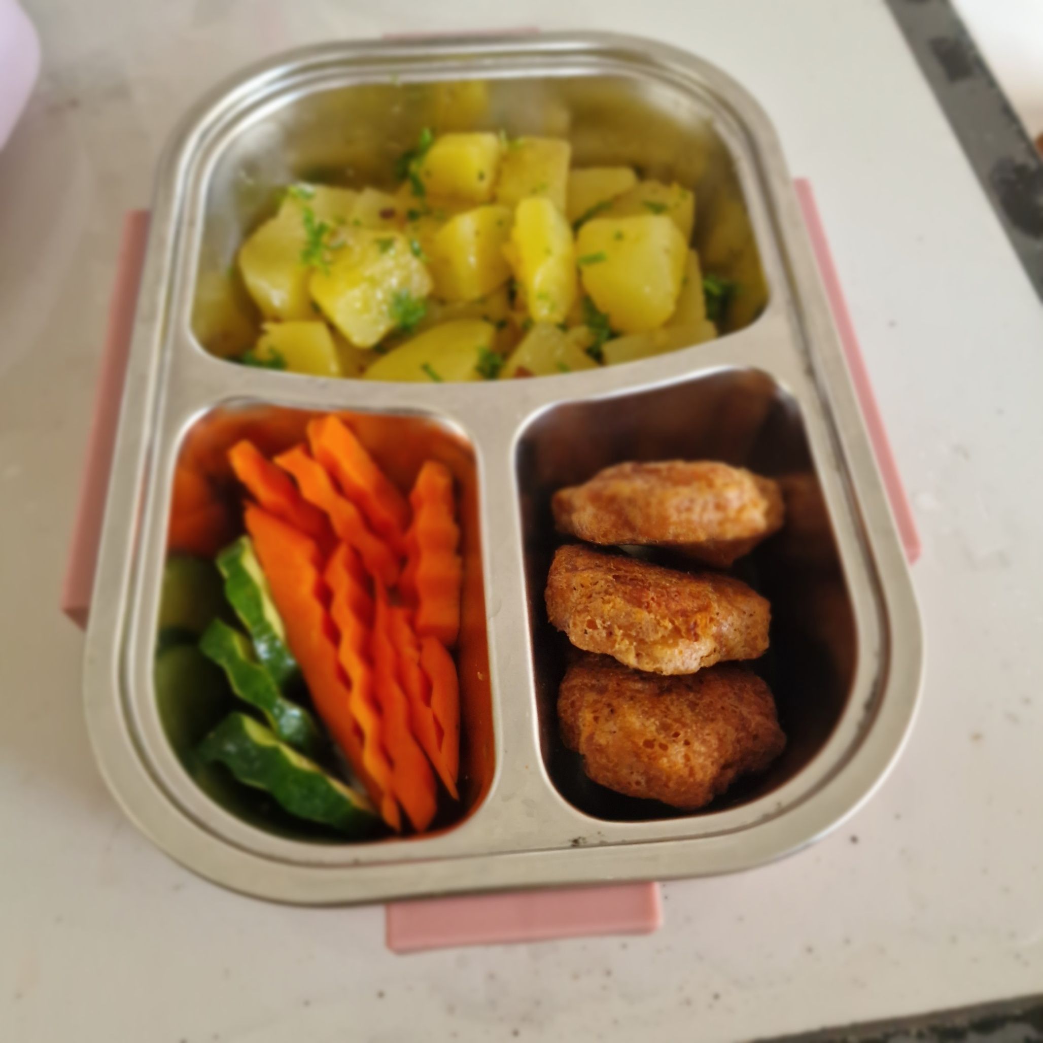 Lunchbox-4.jpg