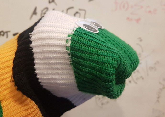 hockeysocpuppet.png