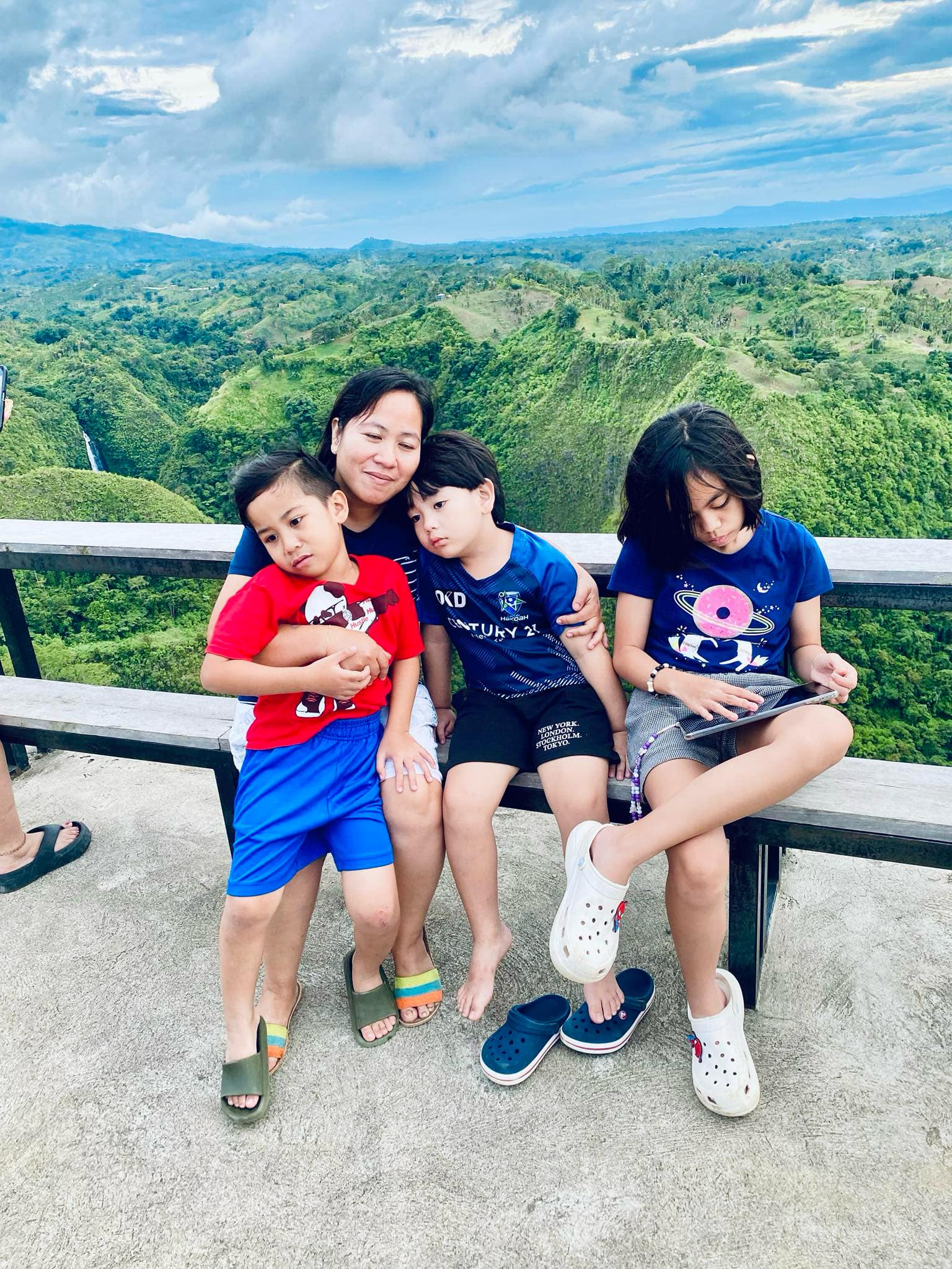e7e3d588-47db-4acb-a464-6ad5e414962a.jpg