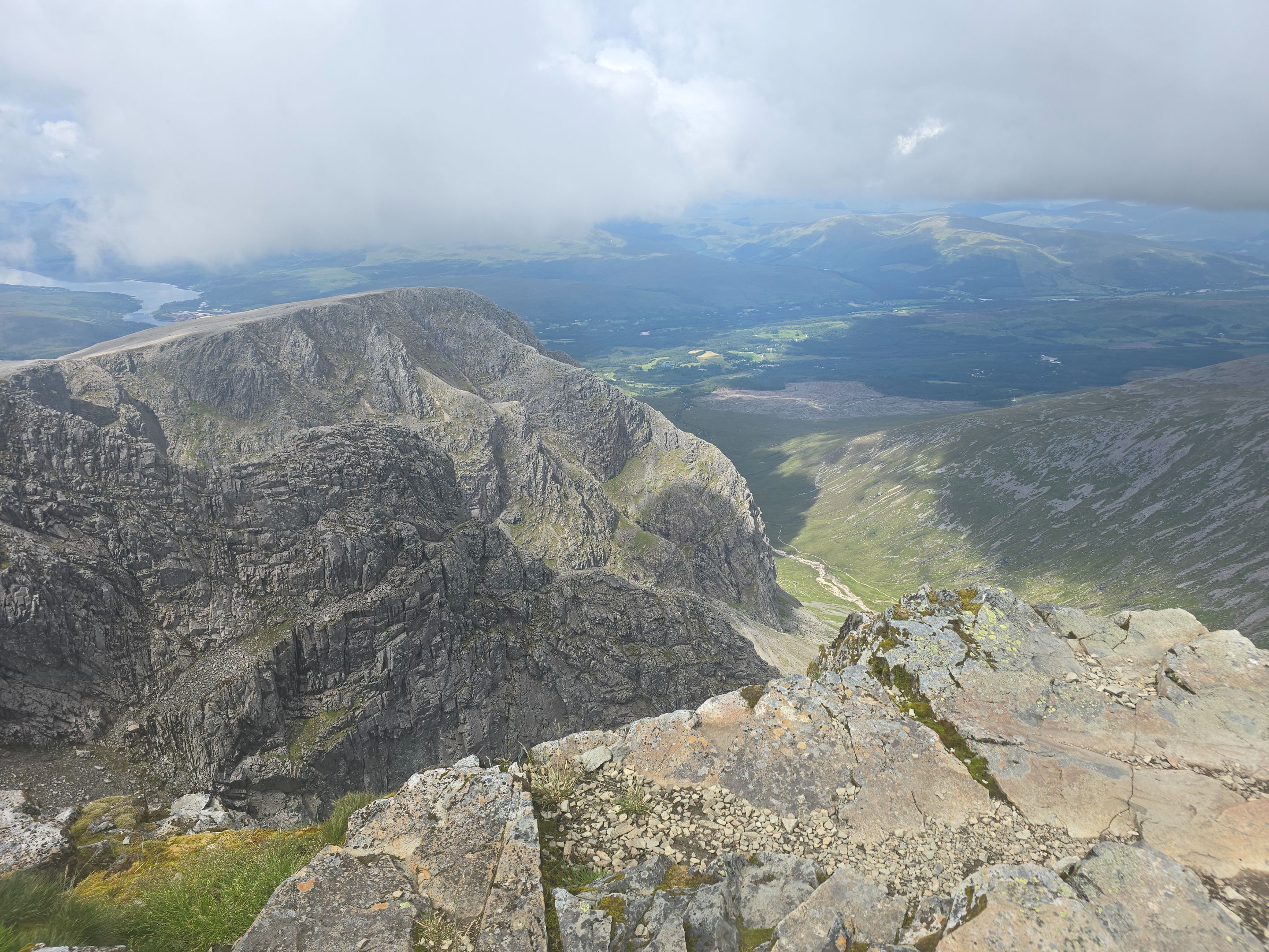 nevis2.jpg