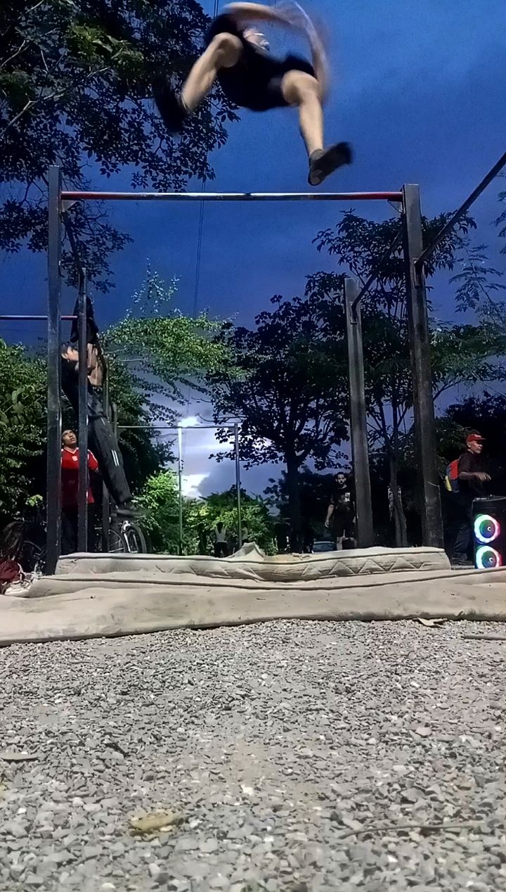 1000116810.jpg