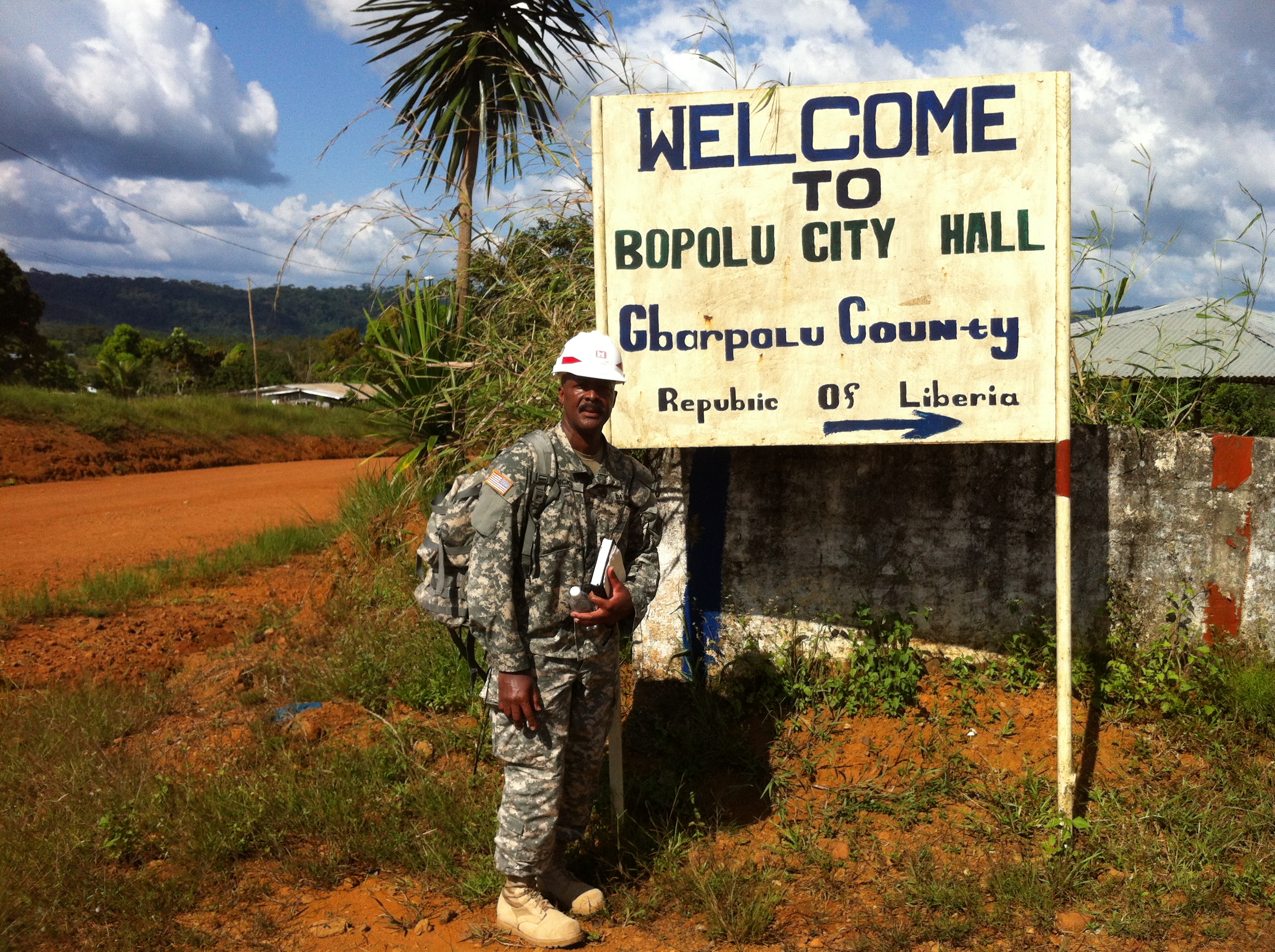 By_chance,_FEST_engineer_‘comes_across’_cousin_in_Liberia_15766600347.jpg
