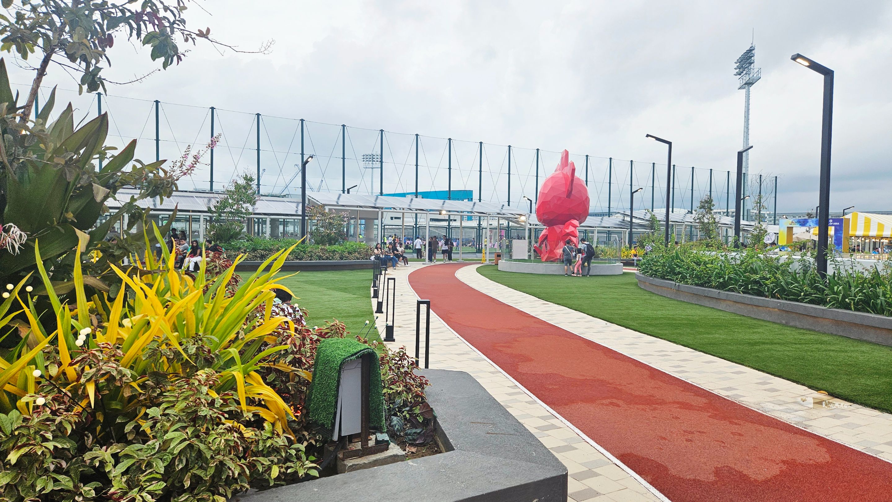 Mall of Asia's Newest Attraction | A Football Field, Food Market, and Paw Park on Rooftop!