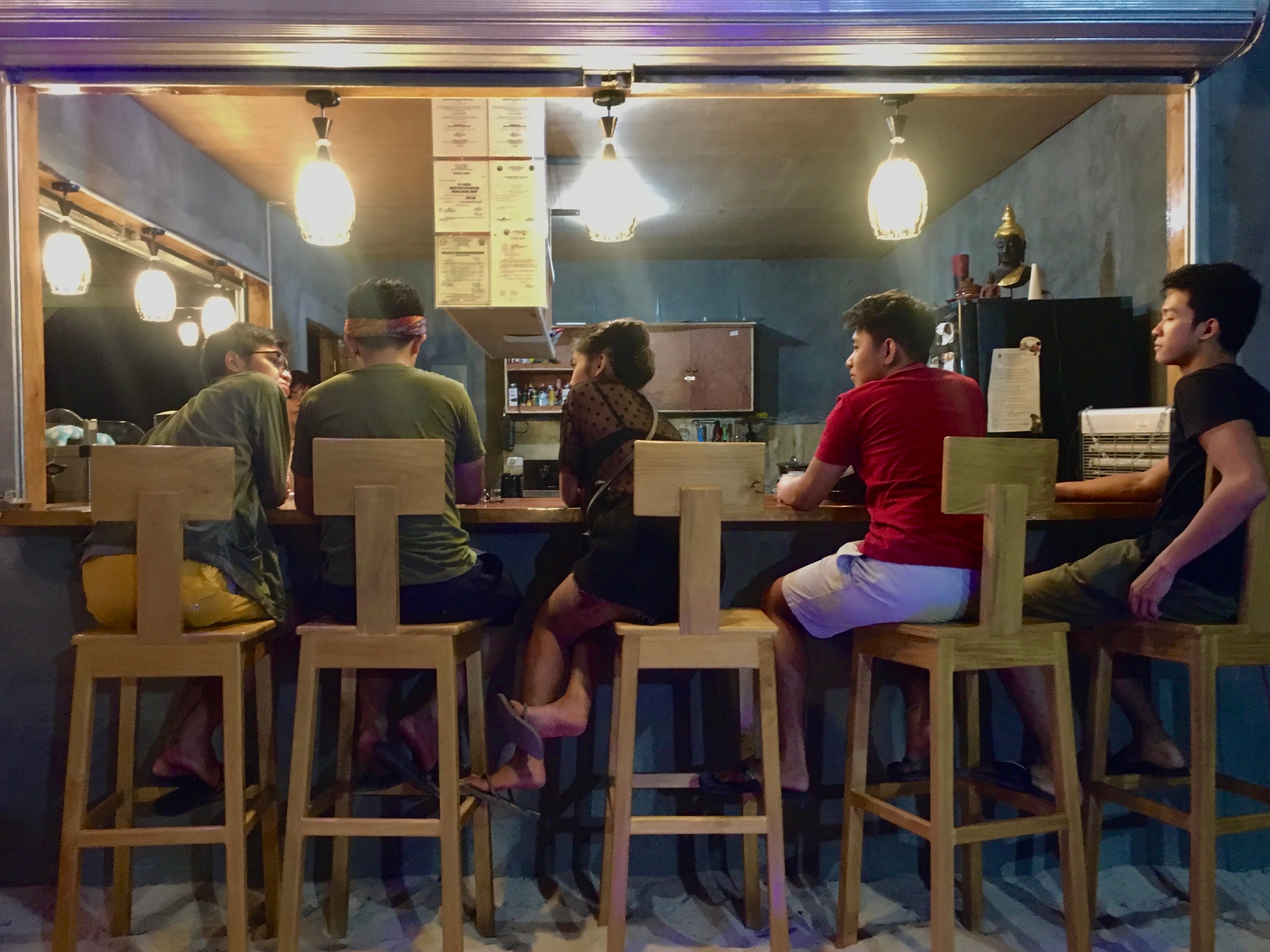 A coffee shop by the road was our last stop, spending a few more pesos to maximize our short vacation