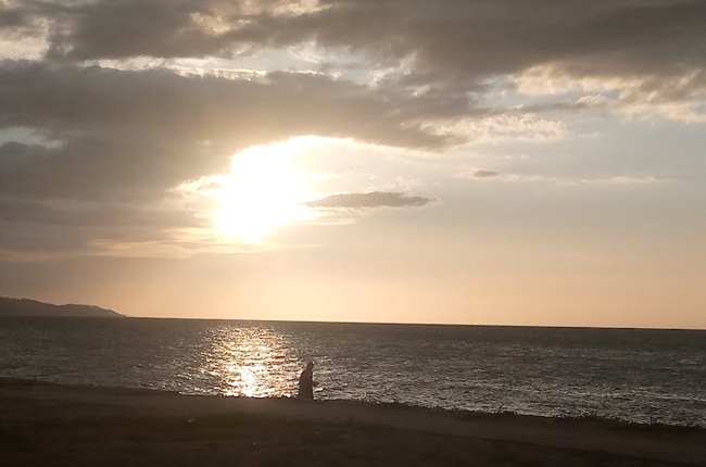 Atardecer en playa San Luis 2.jpg