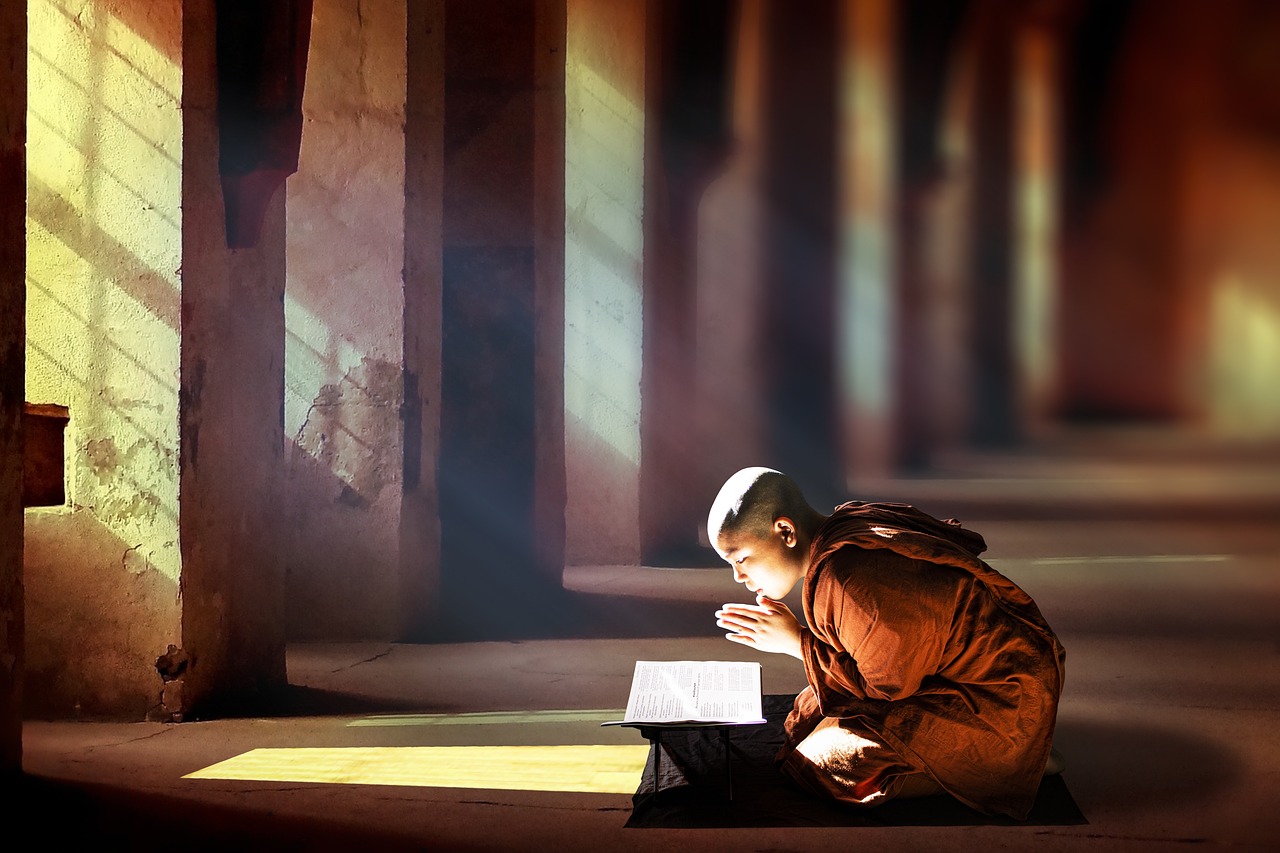 theravada-buddhism-4745053_1280.jpg
