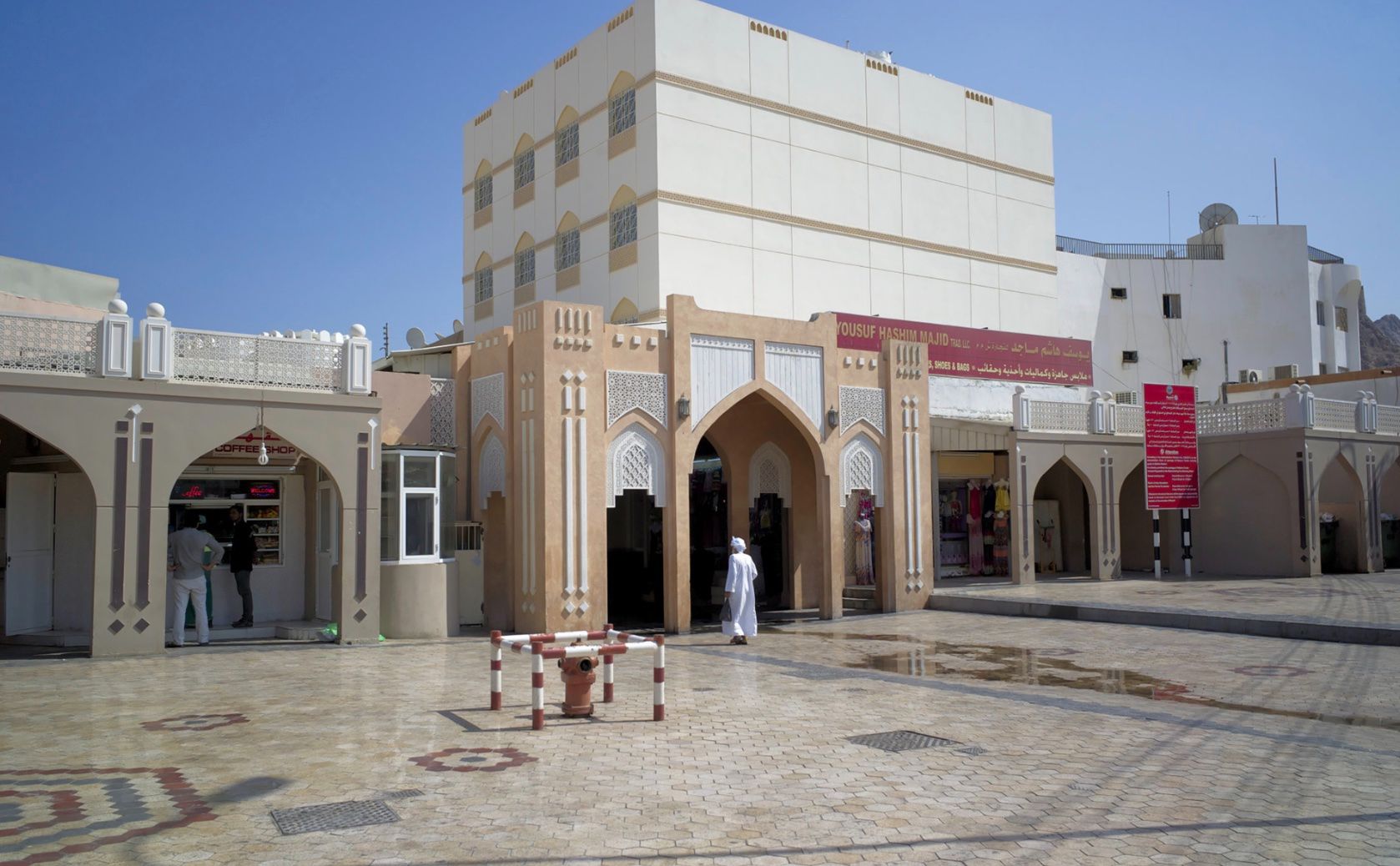 JuliusYls_Muscat_9.jpg