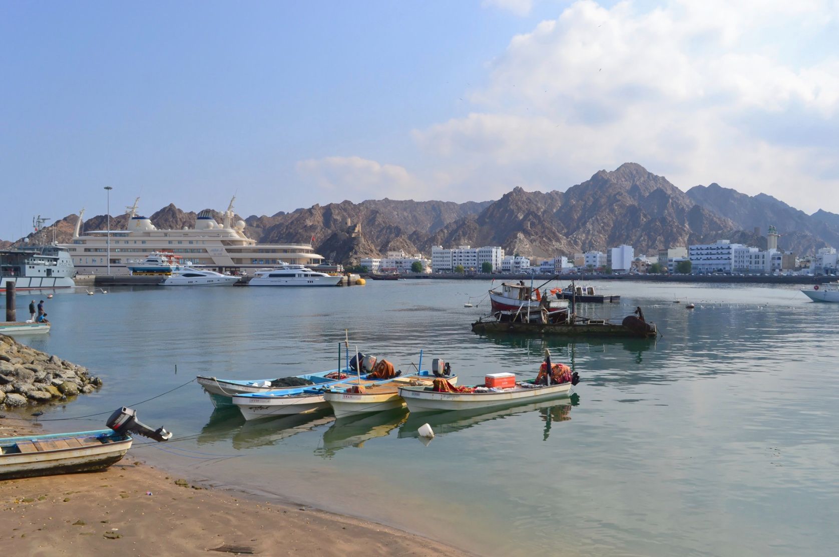 JuliusYls_Muscat_1.jpg