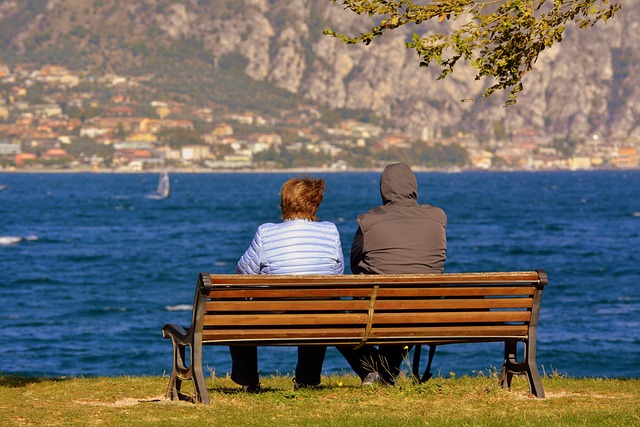 Pixabay-pcdazero-loneliness-2896547_640.jpg