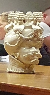 lu98000.jpg