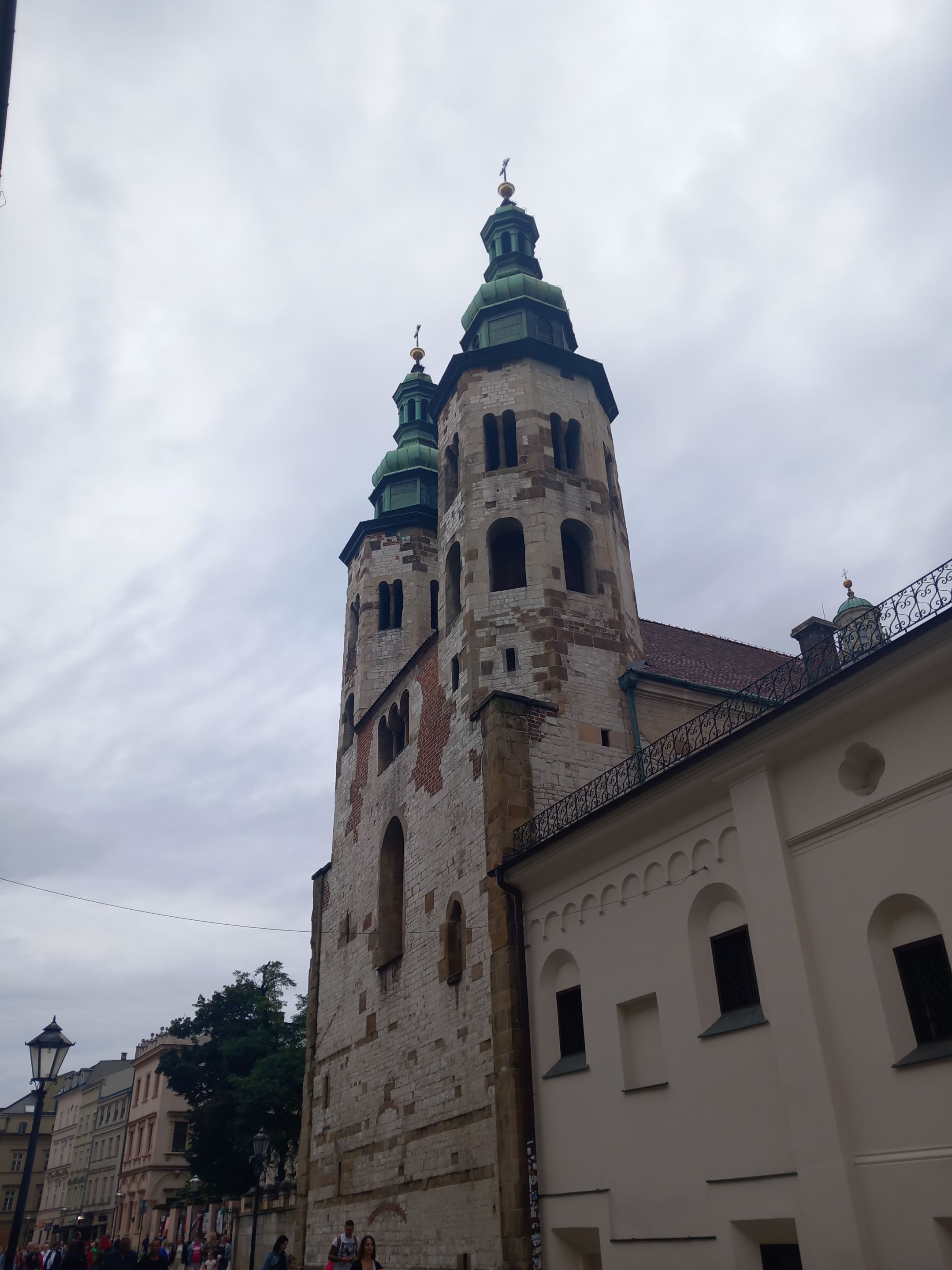 Church of St. Andrew (3).jpg