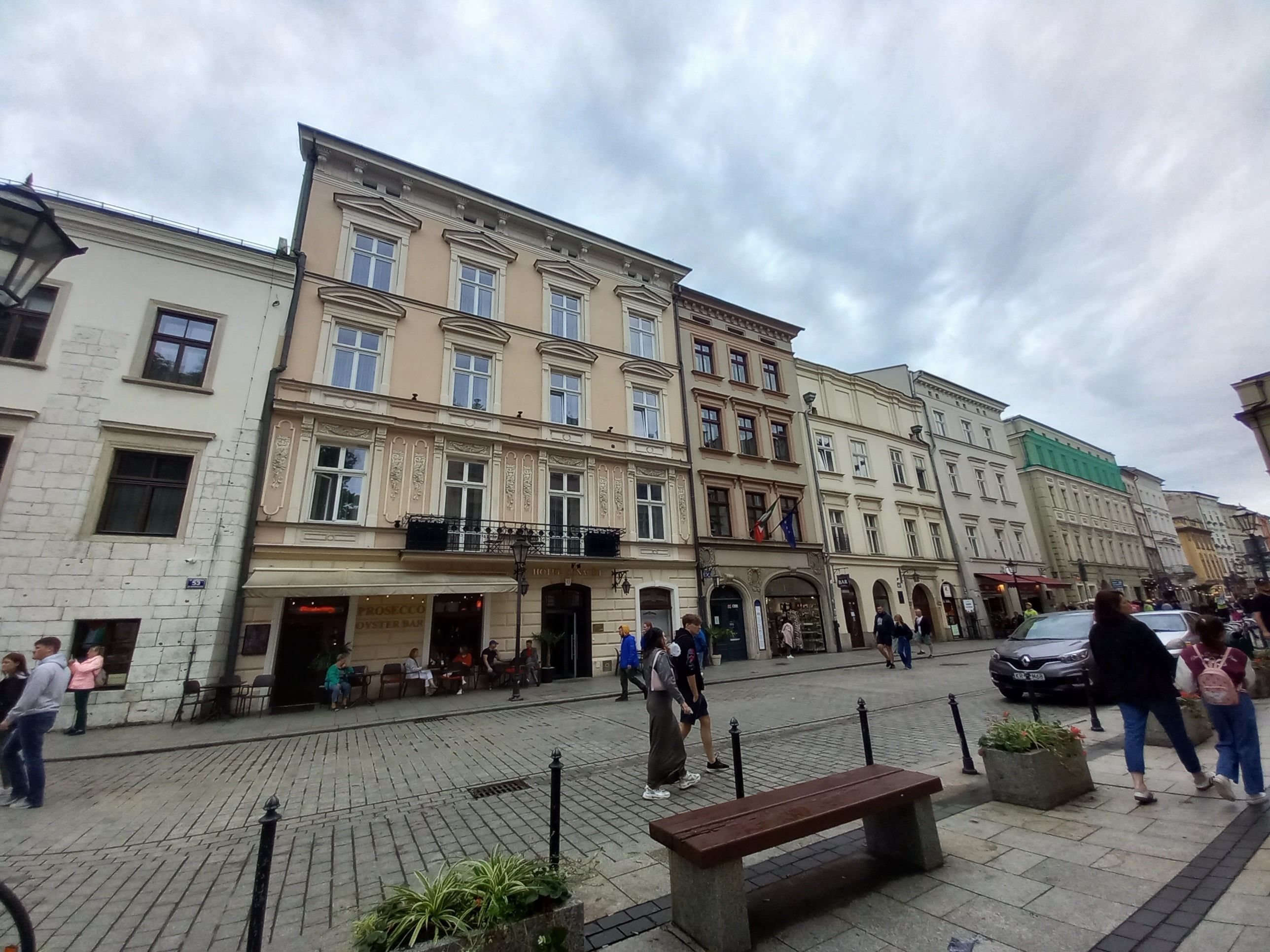 Senacki Hotel.jpg
