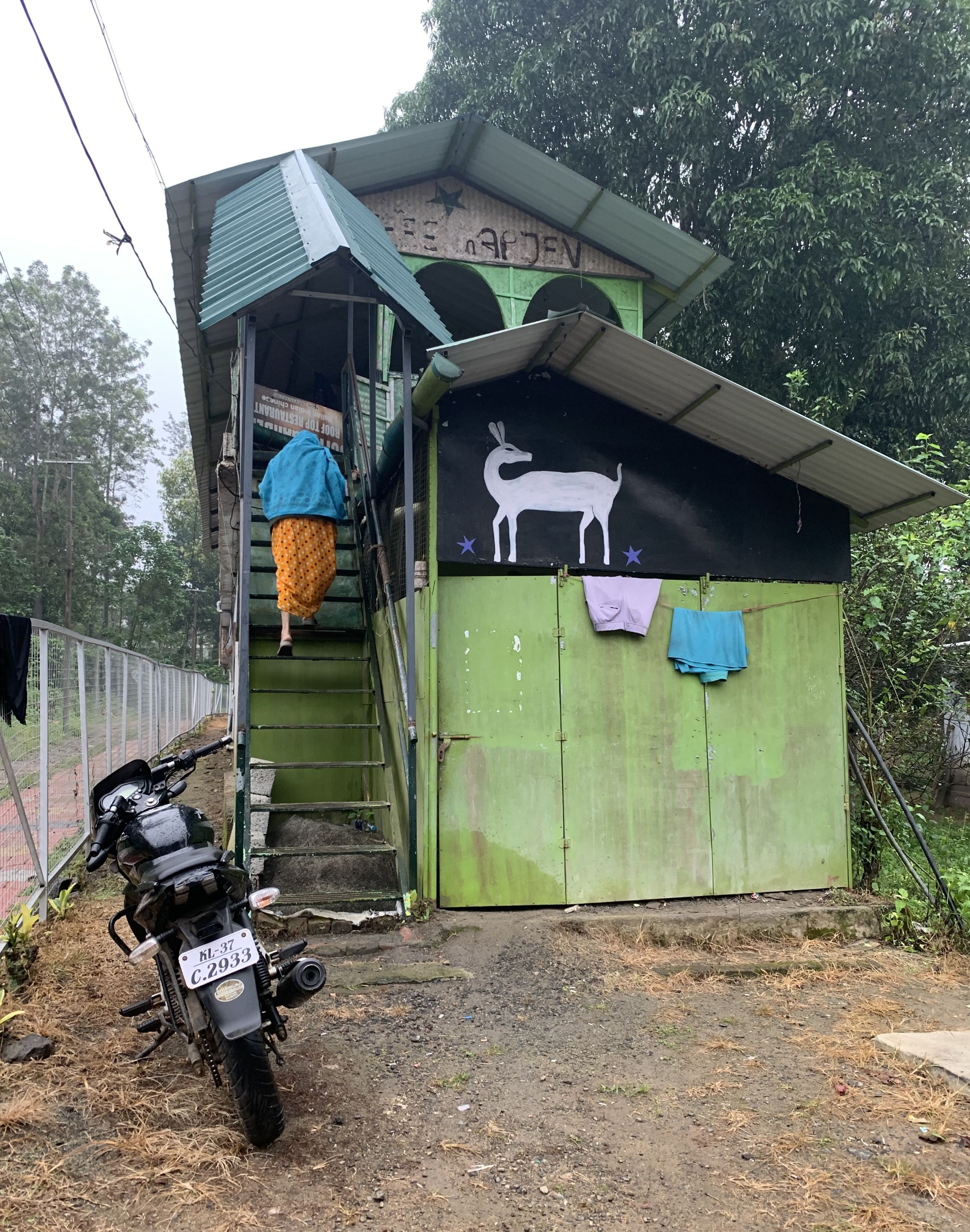 Thekkady Strasse (17).JPG
