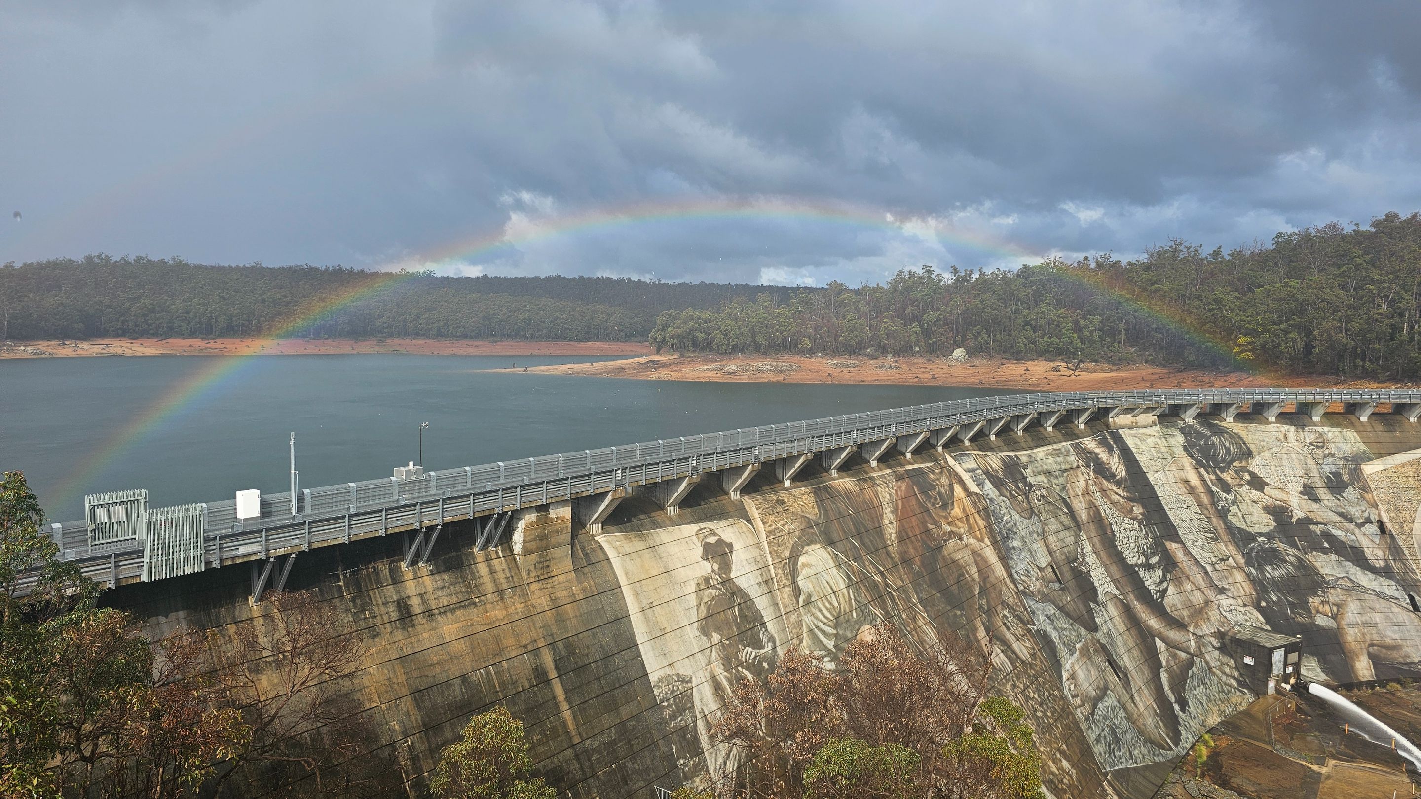 1000053…
Payout: 0.000 HBDUnexpected Rainbow At Wellington Dam, Western Australia
2024-08-10 15:48<div class="text-justify"> ![1000048602.jpg