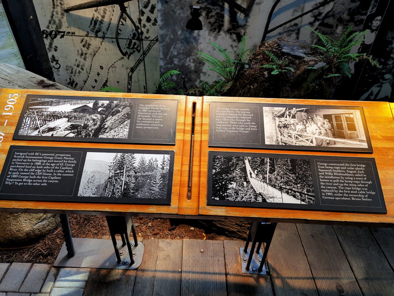Capilano Bridge Entrance03.jpg