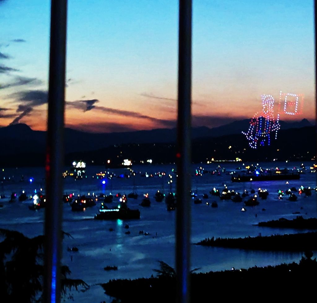 Drone show02.jpg