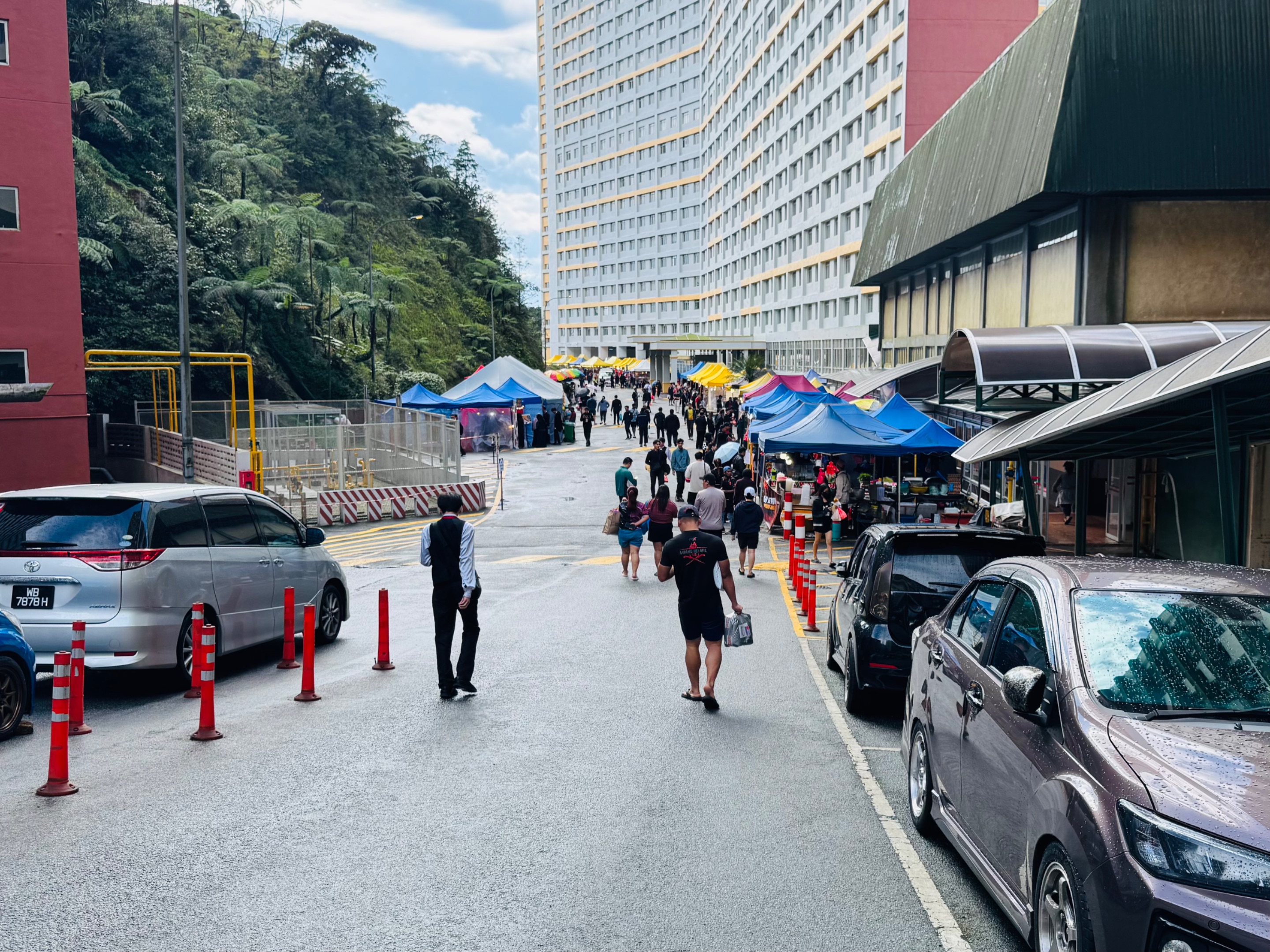Genting Employee Night Market 2025