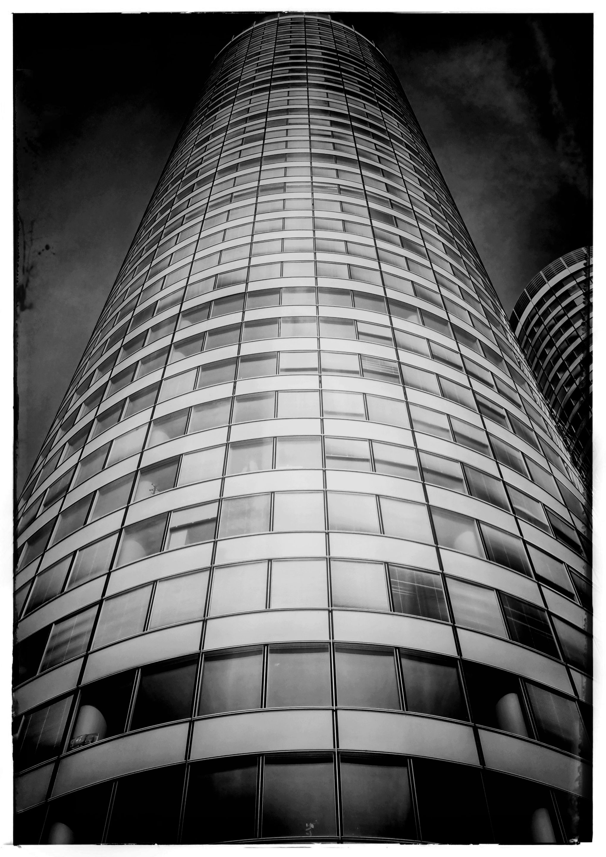 pp1_Frankreich La Defense 1760282619572 (1).jpg