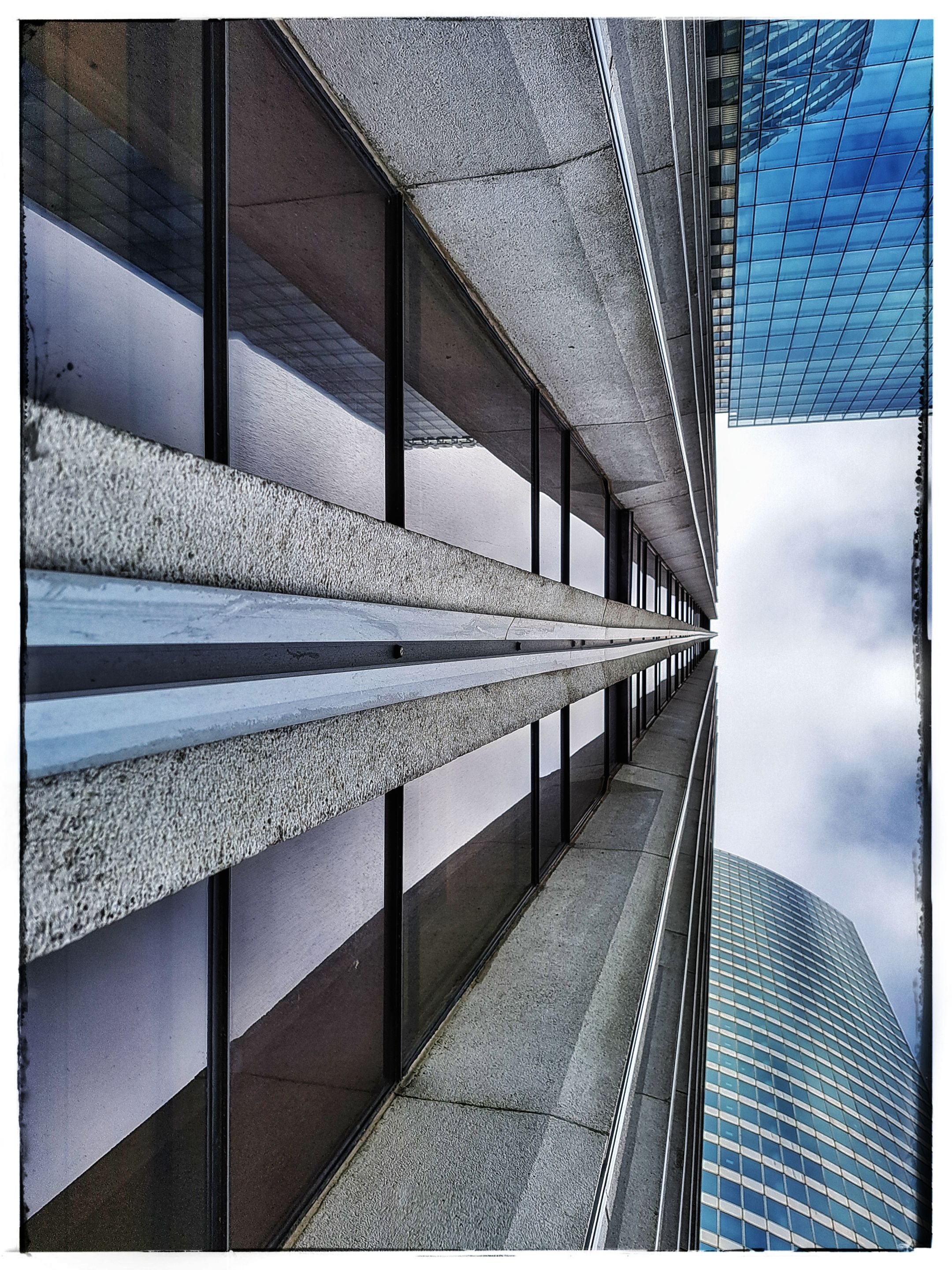 pp1_Frankreich La Defense 1760471707941.jpg