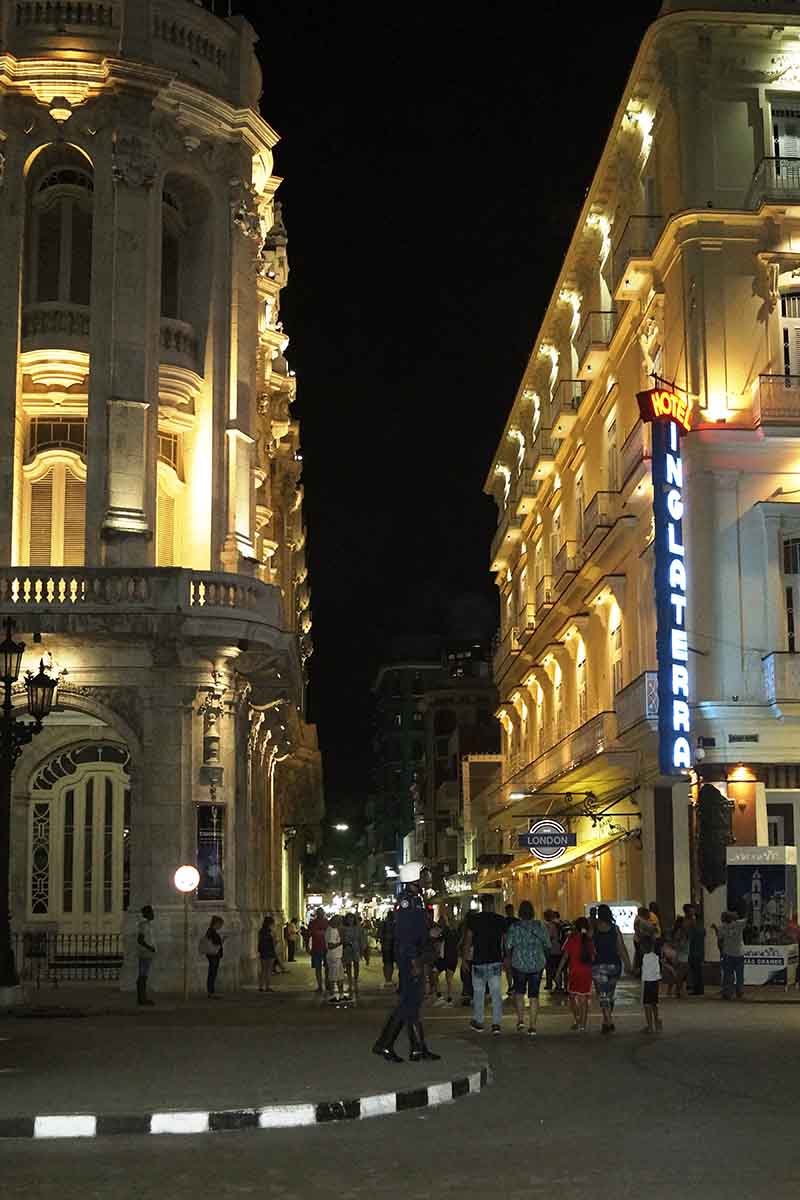 10- La entrada del Boulevard.jpg