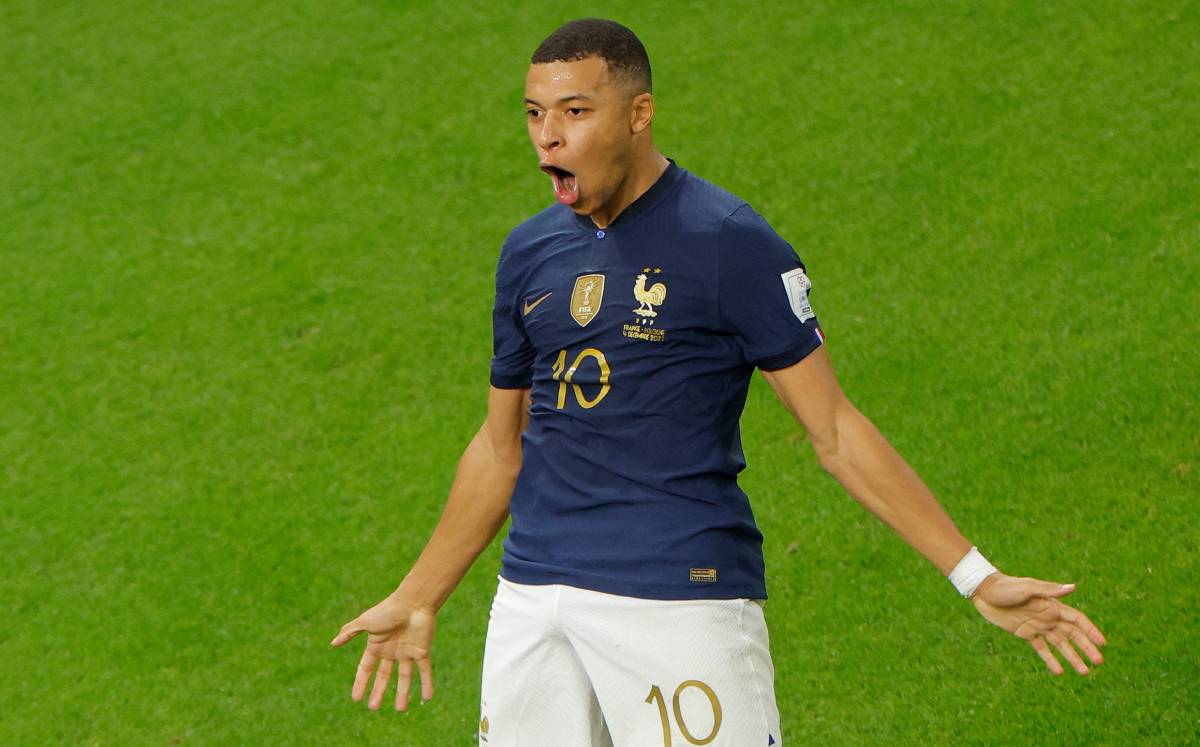 mbappe-figura-francia-vs-polonia.jpg