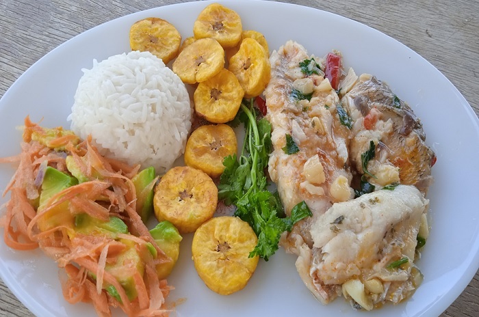Presentacion Pescado al ajillo.jpg