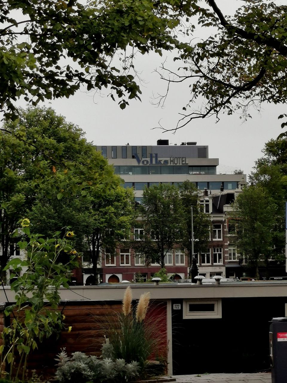volkshotel other side.jpg