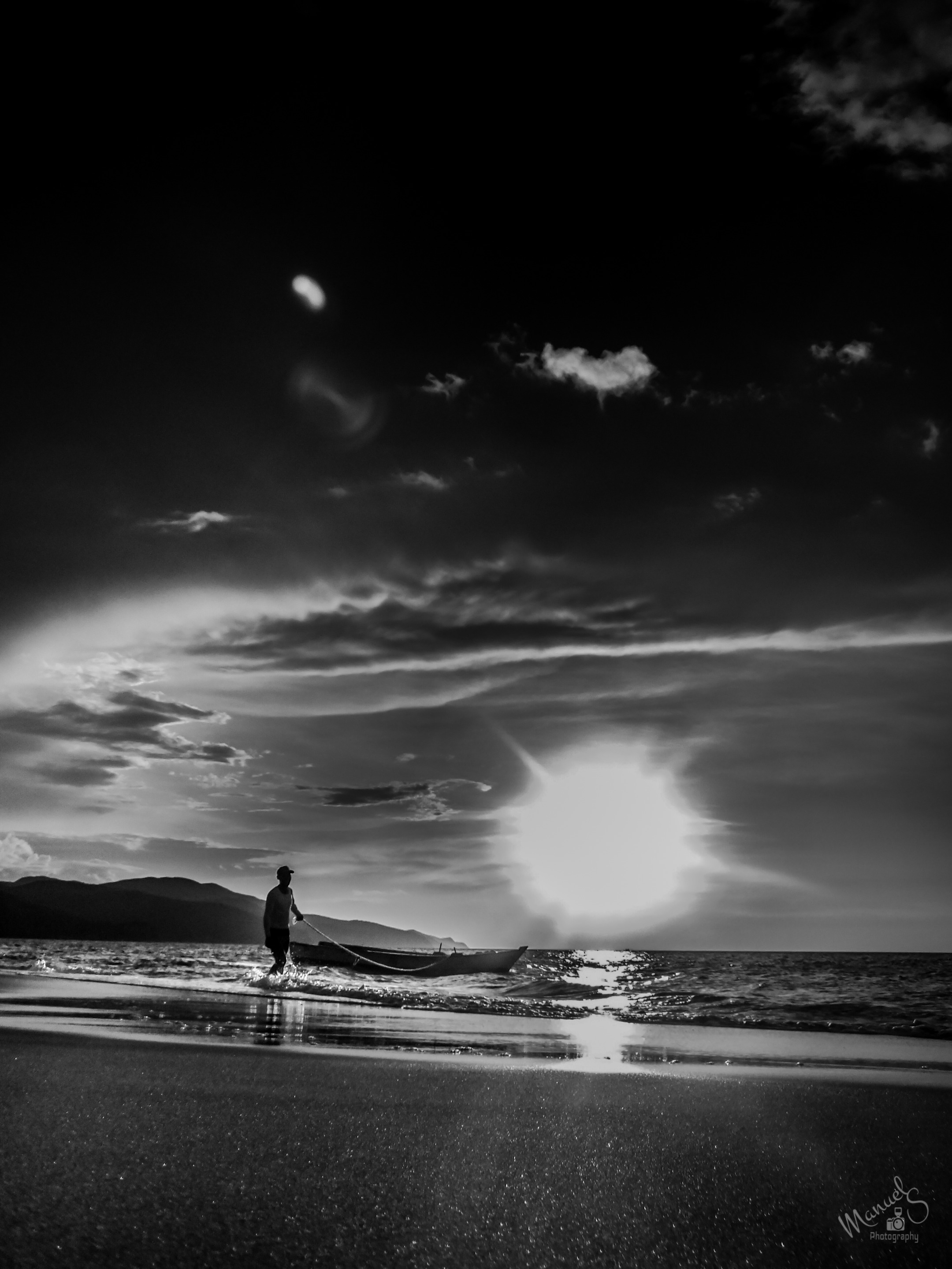 pesacdor en el atardecer monomad2.jpg