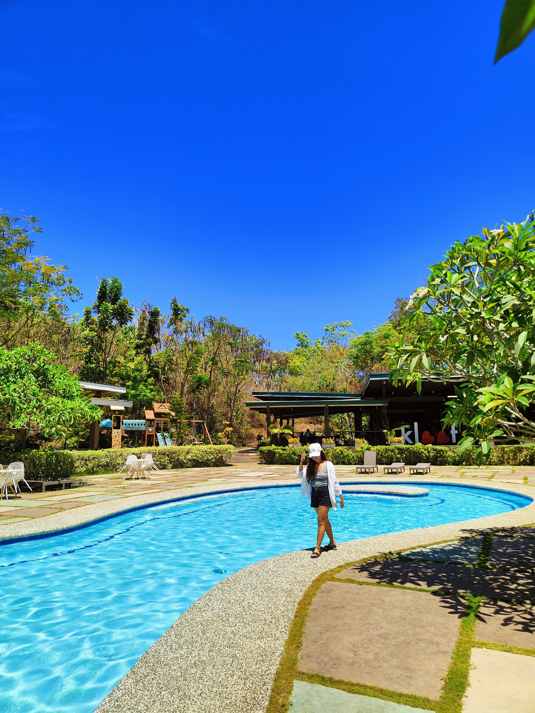 The ante in her 'by the pool' entry