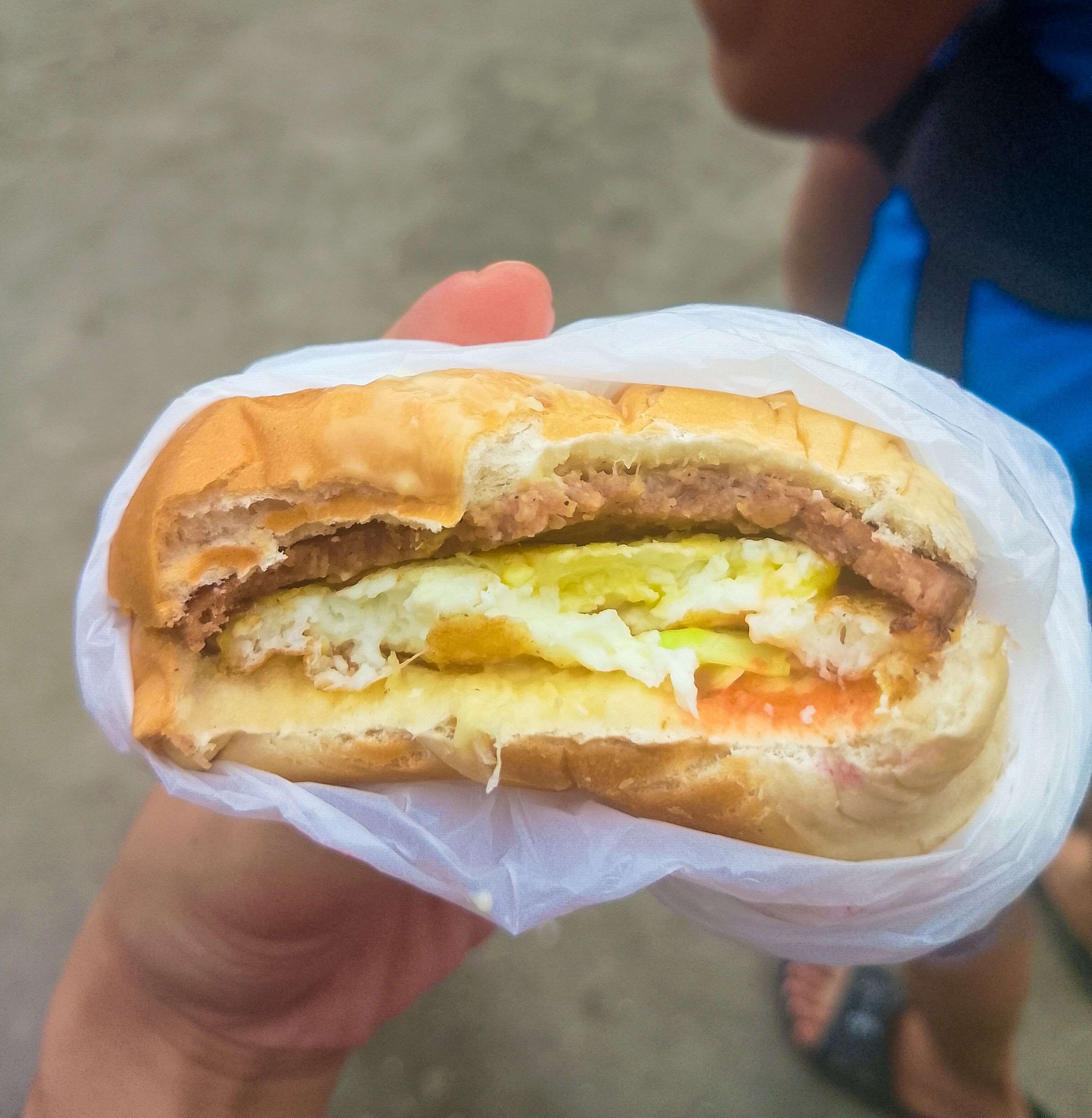Egg and patty burger