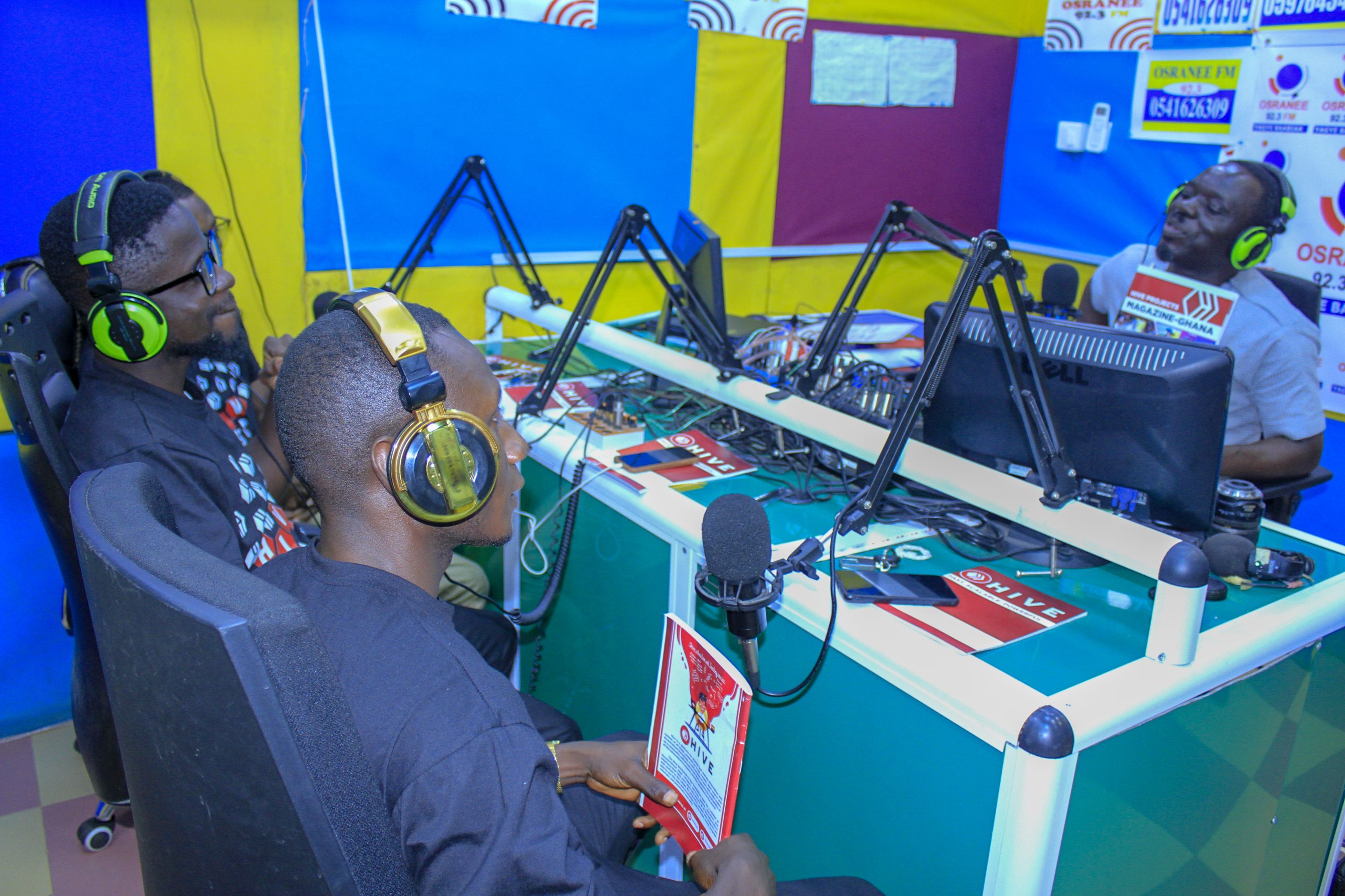 @mcsamm/hive-presented-a-magazine-to-a-media-personality-during-radio-interview