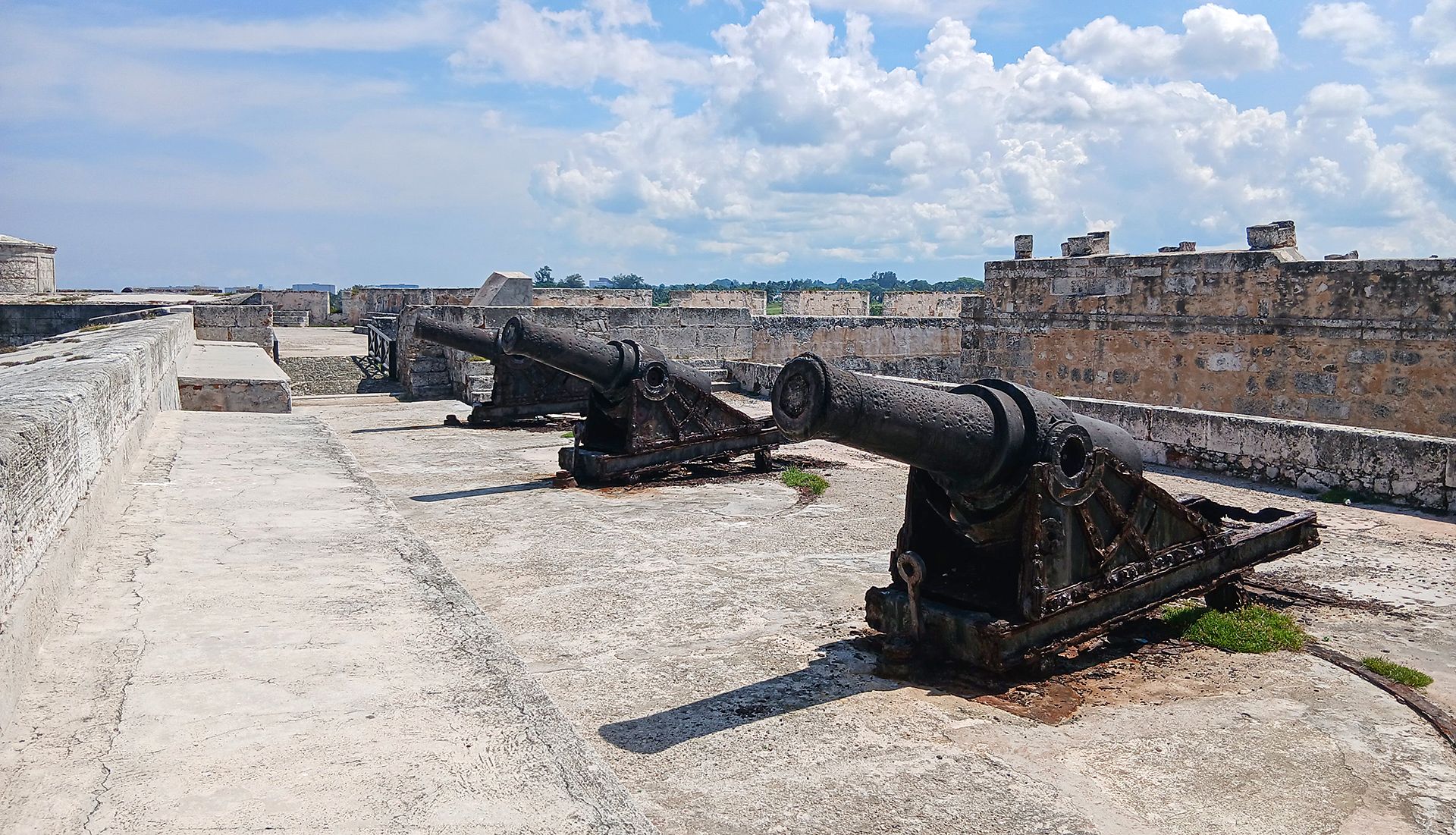 bateria santo tomas.jpg