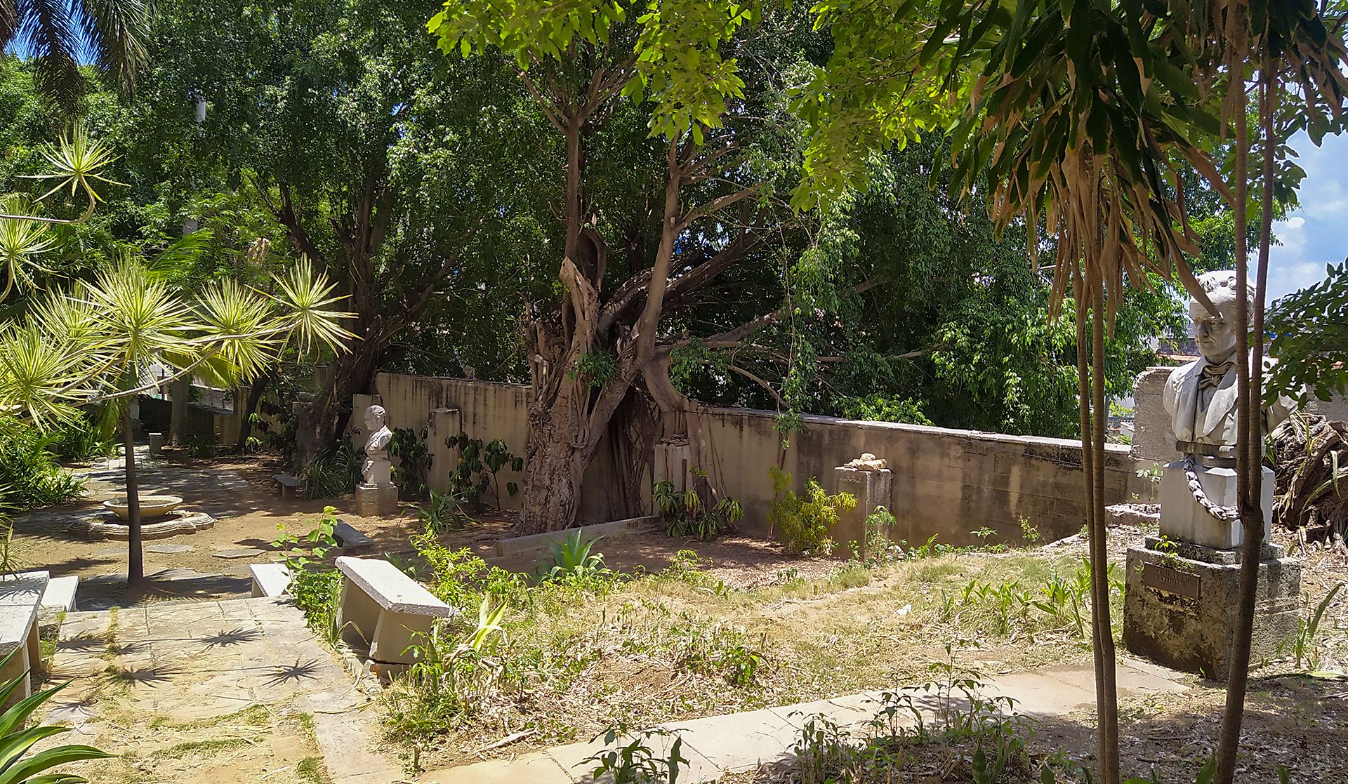 parque de los cabezones.jpg