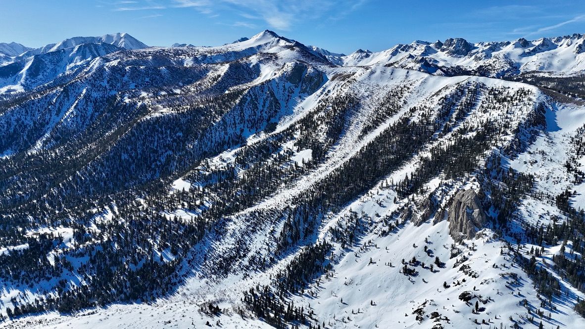 The Sherwins and Mammoth Rock - Side View